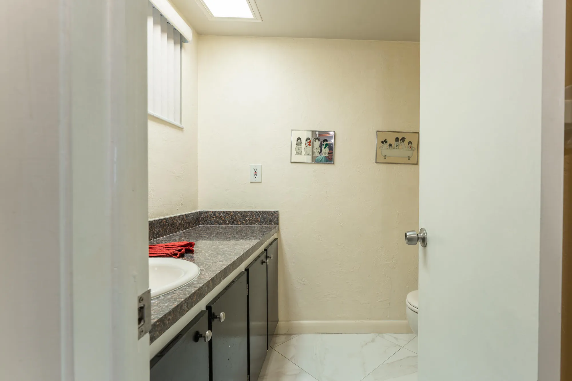 Property Slideshow image 16 of 37 | 5250 las verdes cir apt 116, Delray Beach, FL, 33484