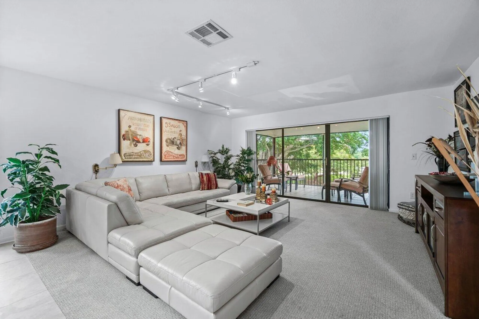 Property Slideshow image 4 of 46 | 20 westgate ln b, Boynton Beach, FL, 33436