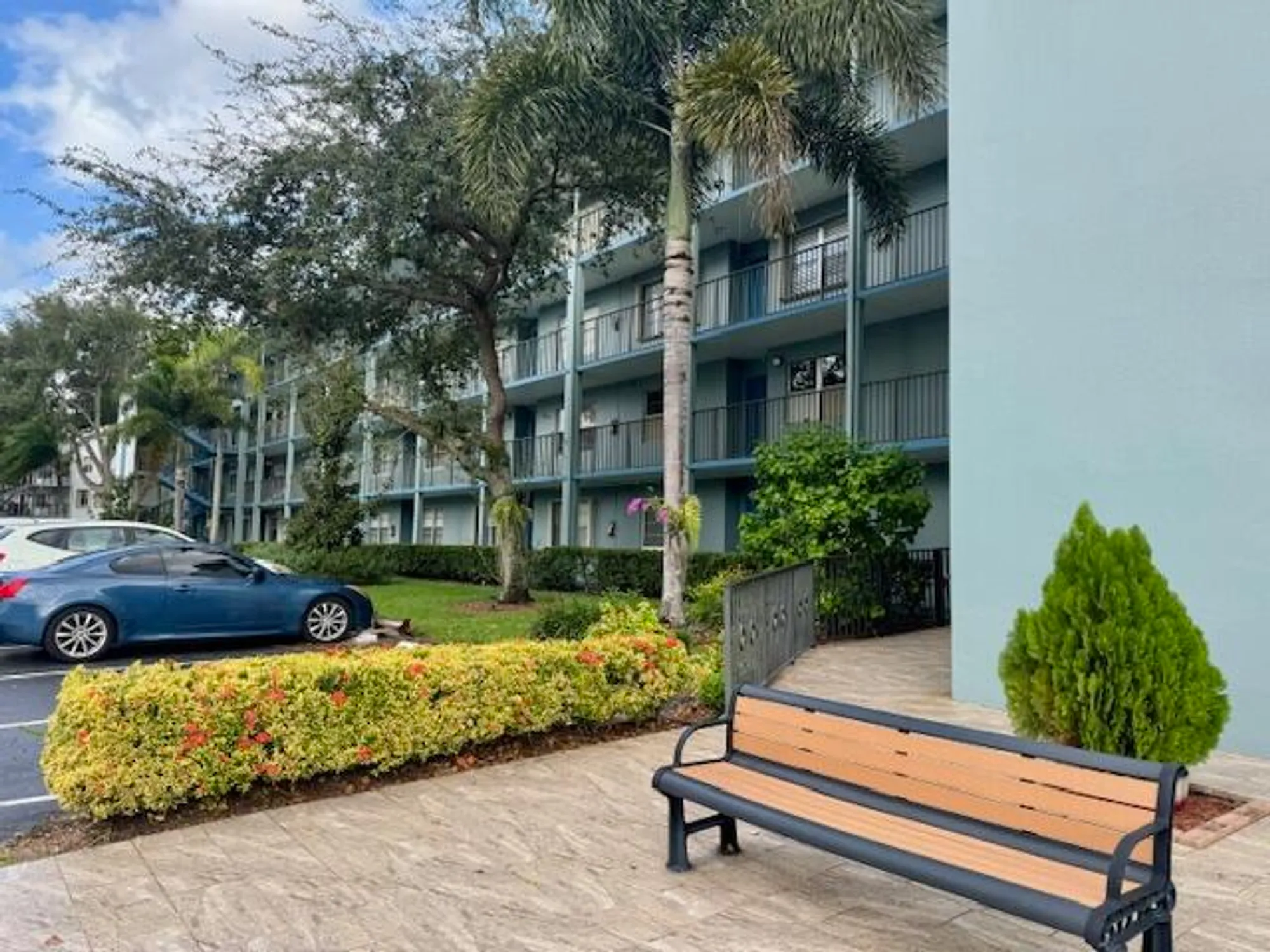 Property Slideshow image 9 of 54 | 1501 sw 134th way 105d, Pembroke Pines, FL, 33027