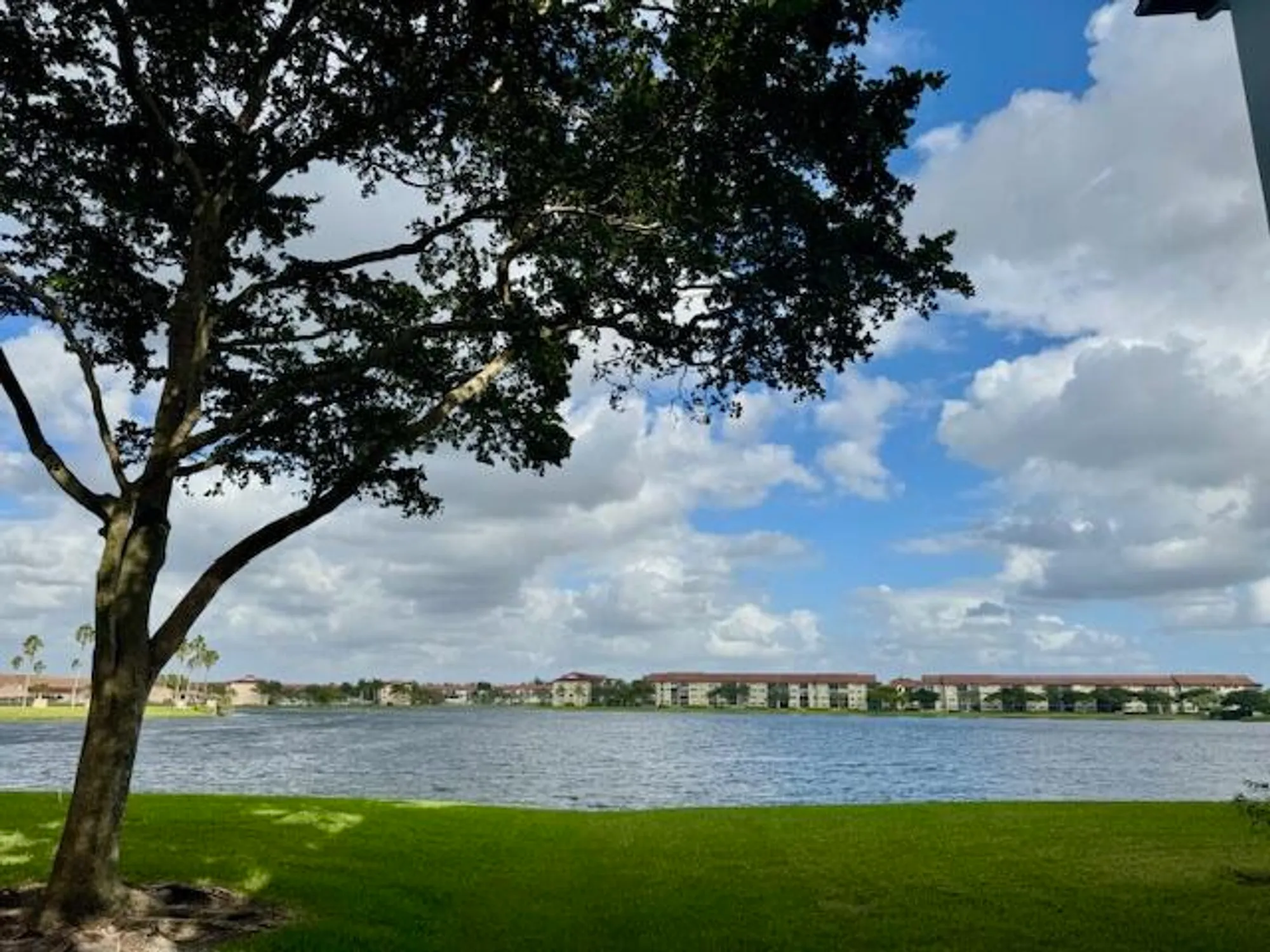 Property Slideshow image 5 of 54 | 1501 sw 134th way 105d, Pembroke Pines, FL, 33027