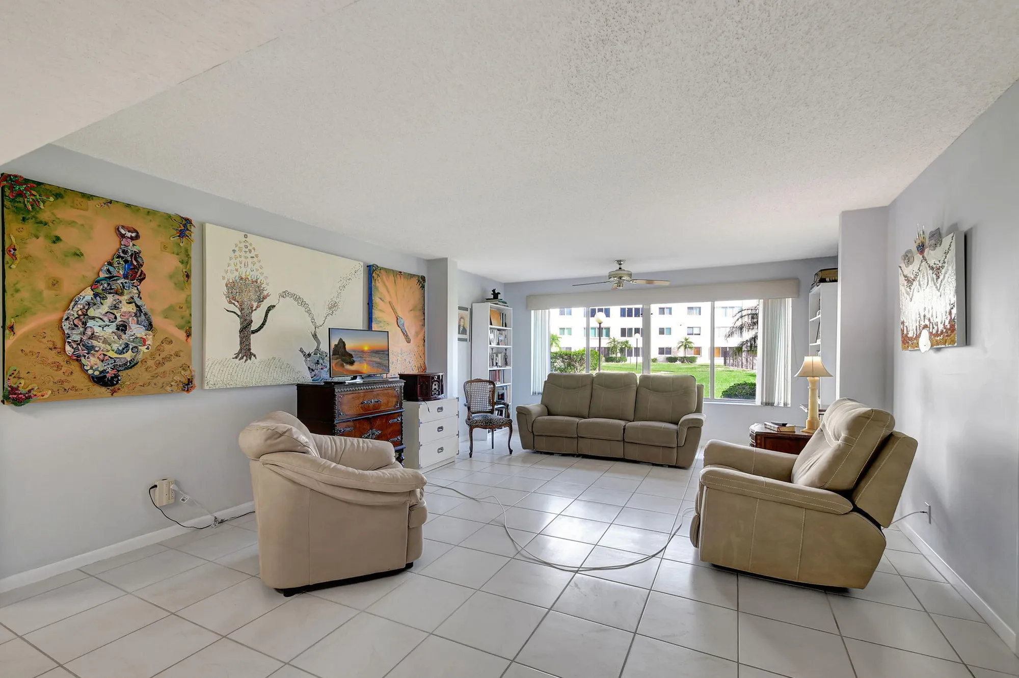 Property Slideshow image 12 of 73 | 6768 10th ave 113, Lake Worth, FL, 33467
