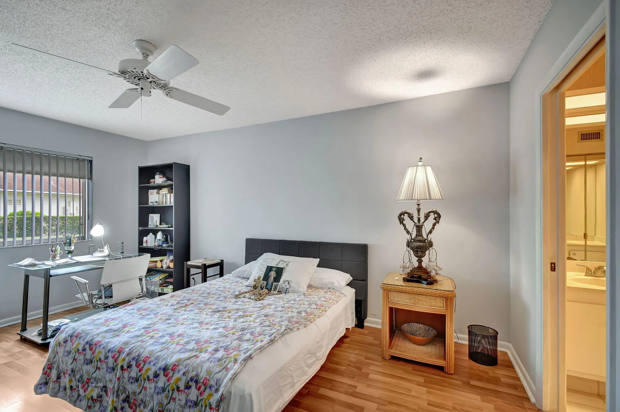 Property Slideshow image 18 of 73 | 6768 10th ave 113, Lake Worth, FL, 33467