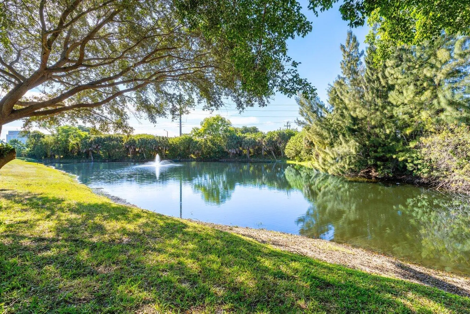 Property Slideshow image 25 of 28 | 5424 viburnum cir, Delray Beach, FL, 33484