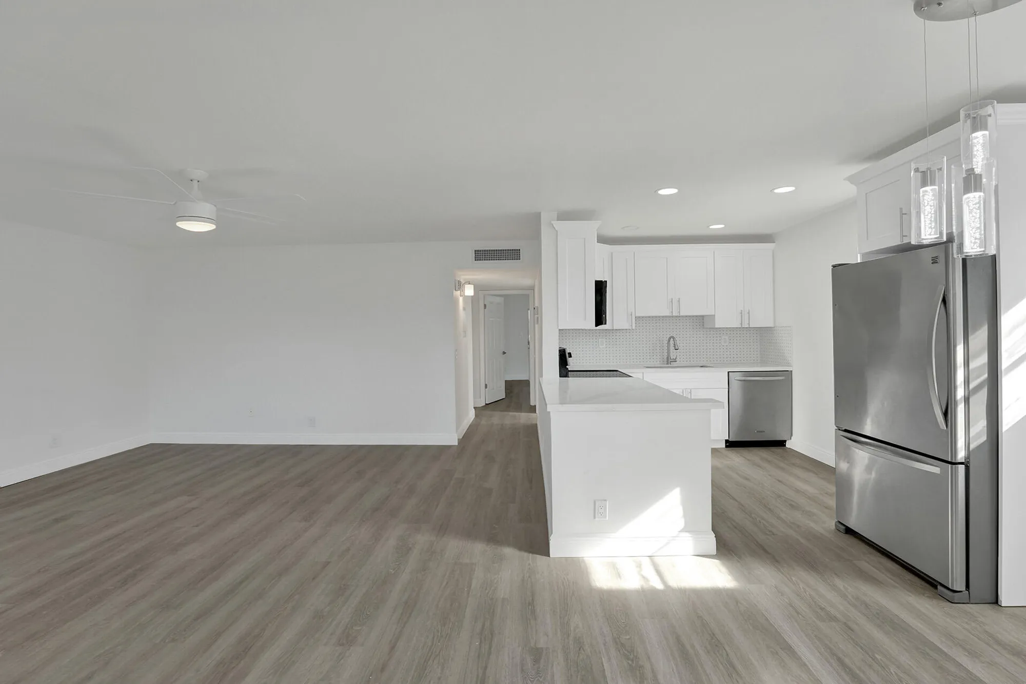 Property Slideshow image 6 of 40 | 710 burgundy o, Delray Beach, FL, 33484