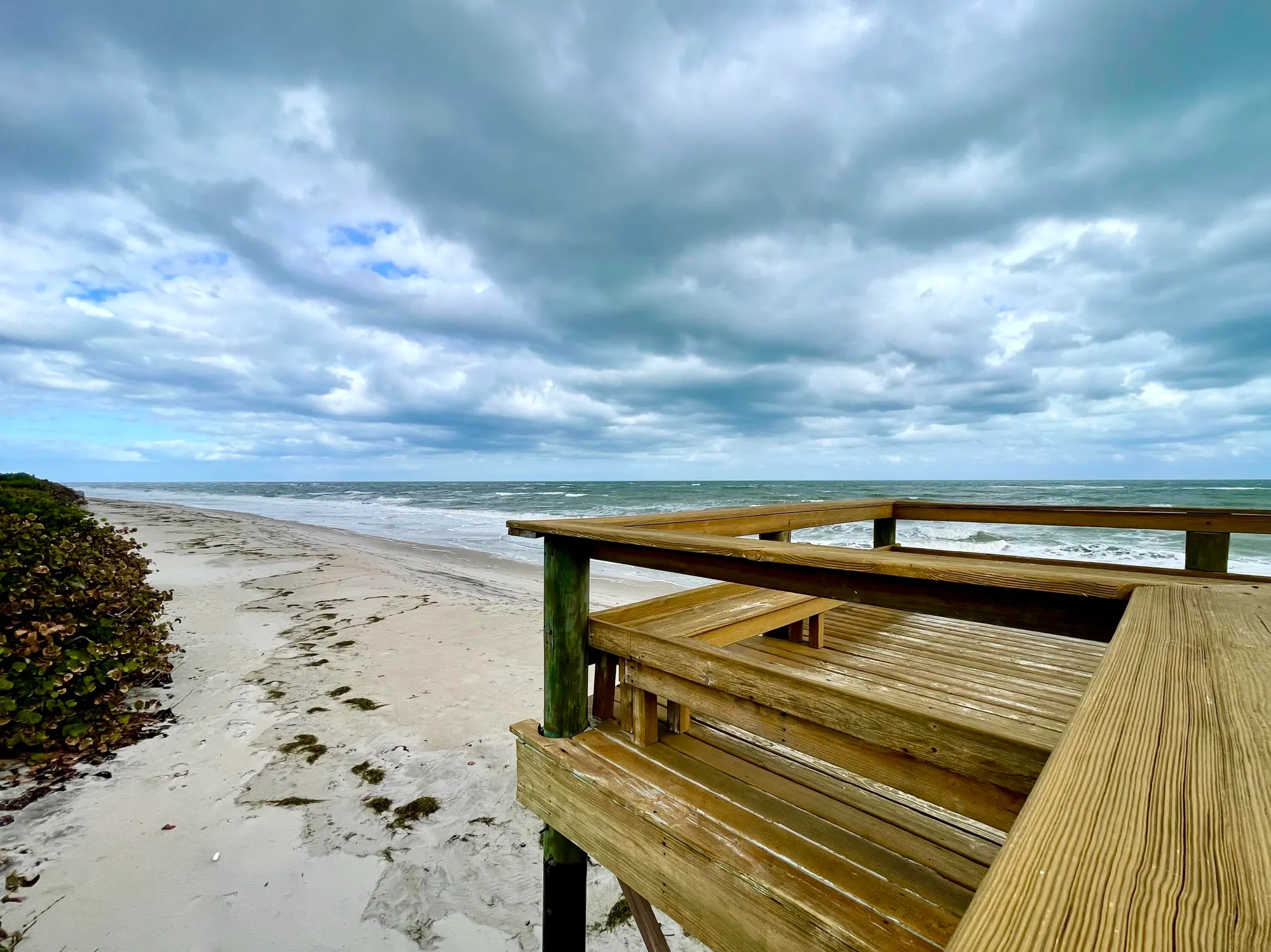 Property Slideshow image 9 of 28 | 5400 a1a apt a2, Vero Beach, FL, 32963