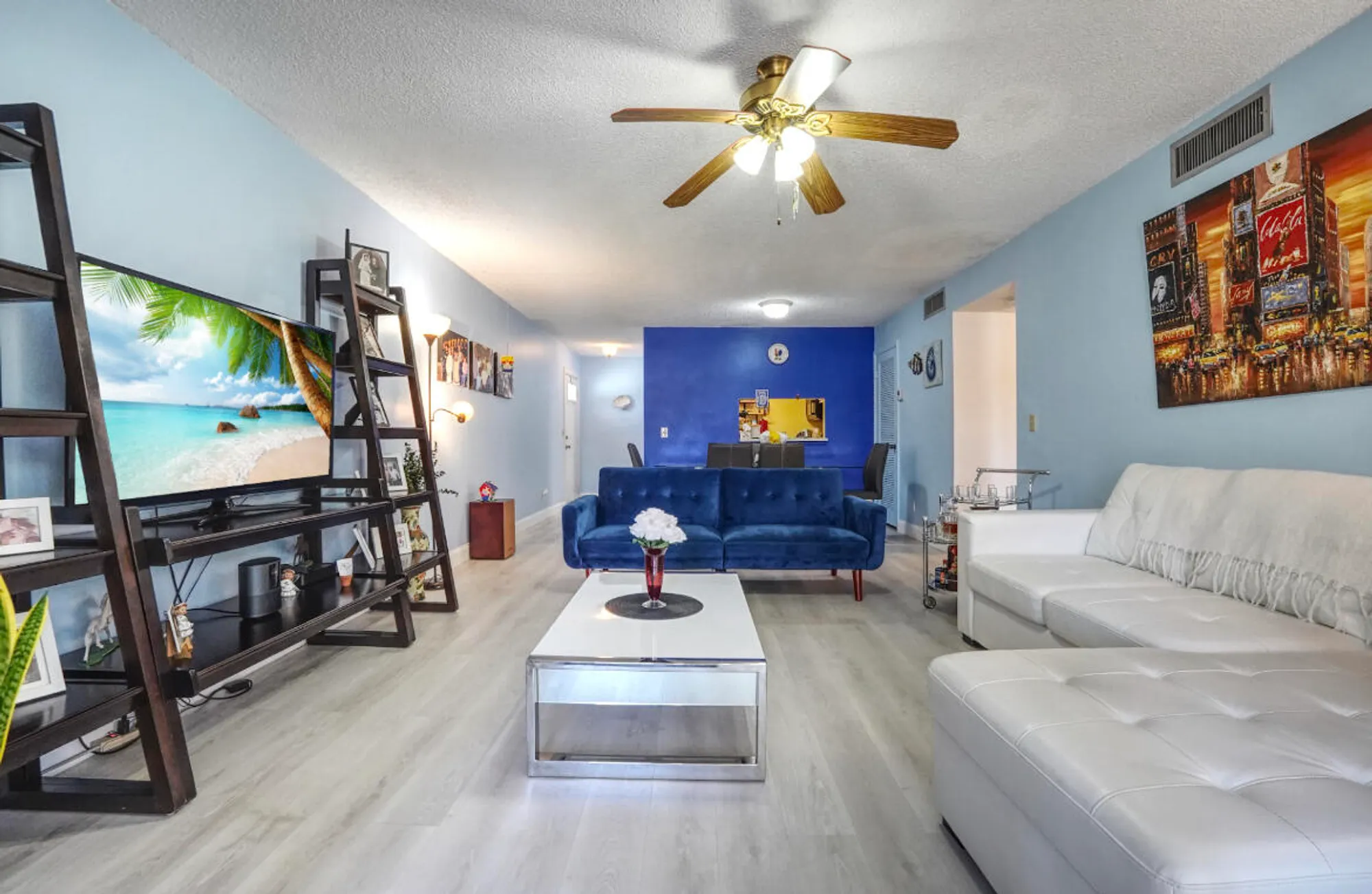 Property Slideshow image 7 of 20 | 12012 greenway cir 209, Royal Palm Beach, FL, 33411