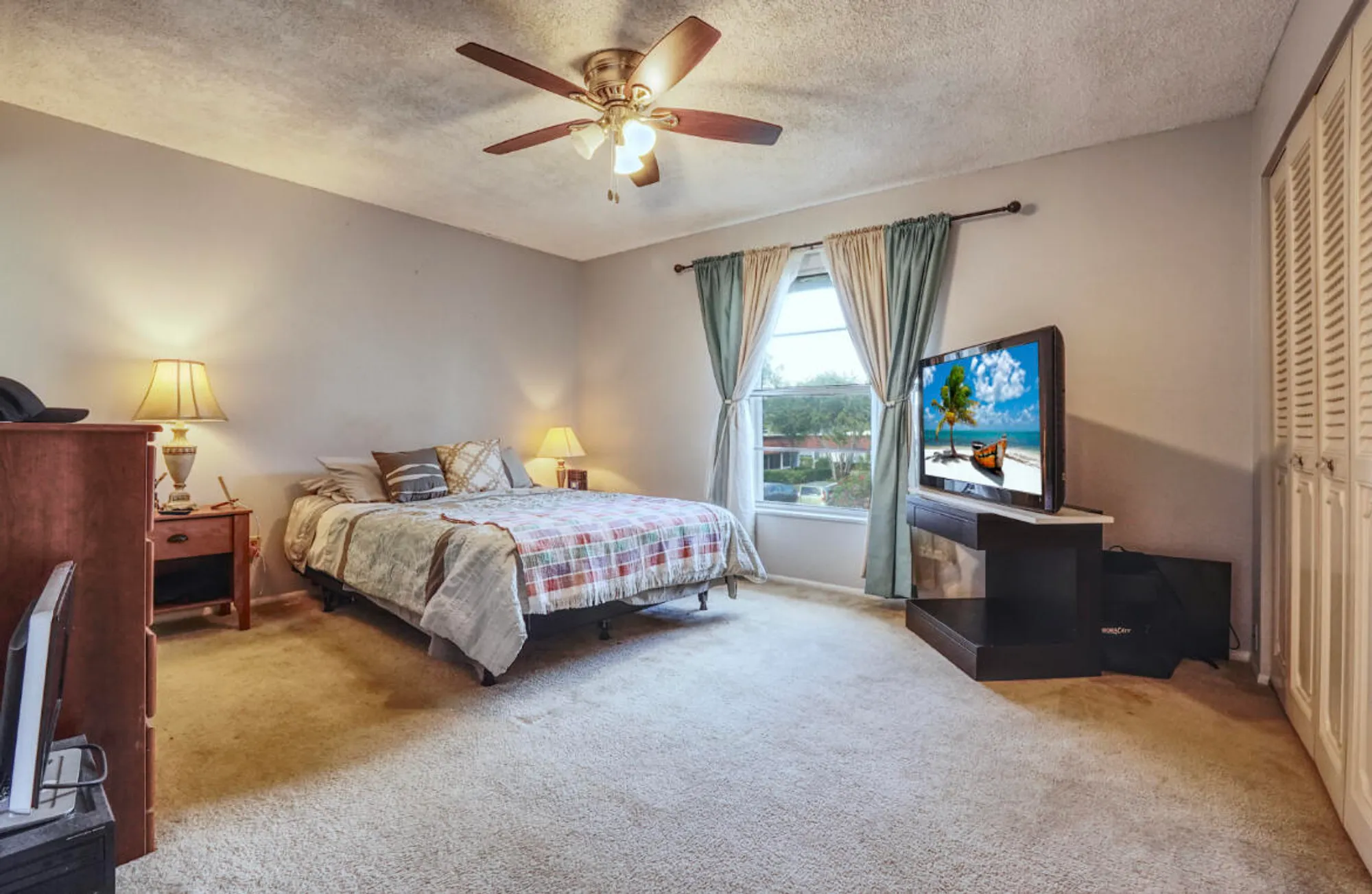 Property Slideshow image 11 of 20 | 12012 greenway cir 209, Royal Palm Beach, FL, 33411