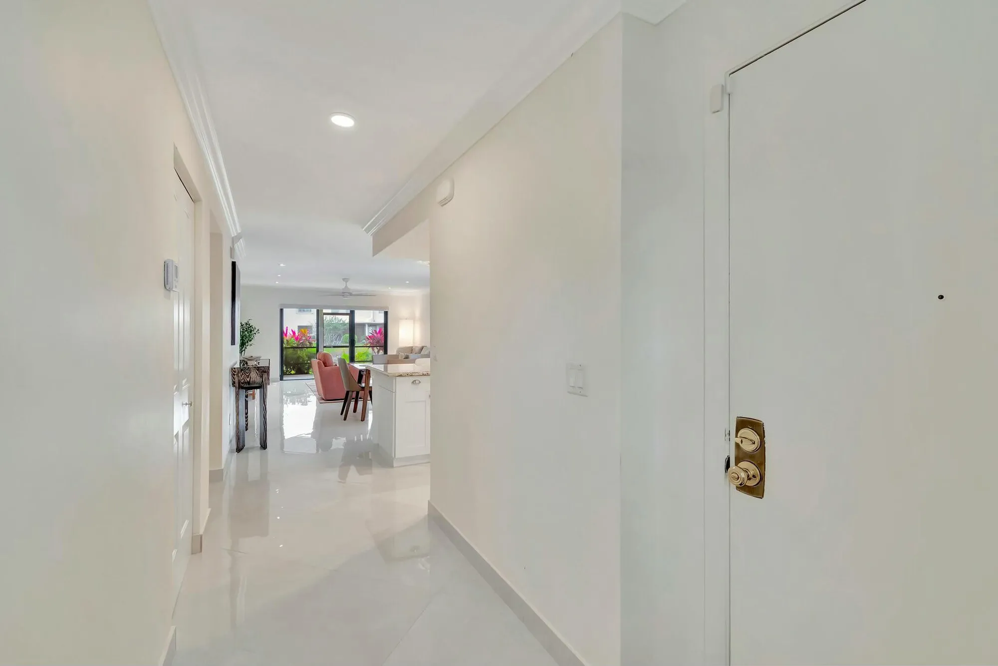 Property Slideshow image 2 of 37 | 7898 eastlake dr apt 7g, Boca Raton, FL, 33433