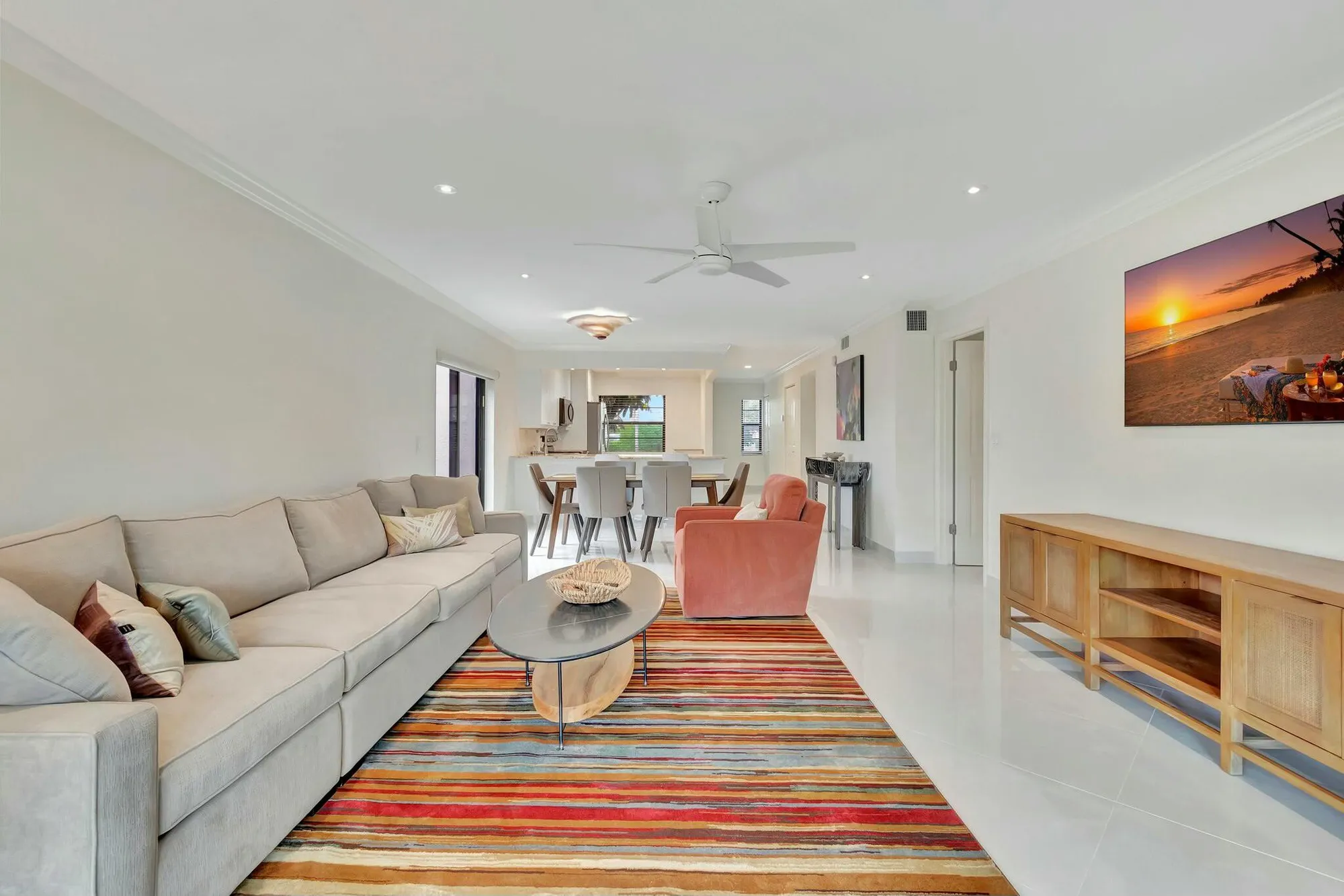 Property Slideshow image 11 of 37 | 7898 eastlake dr apt 7g, Boca Raton, FL, 33433