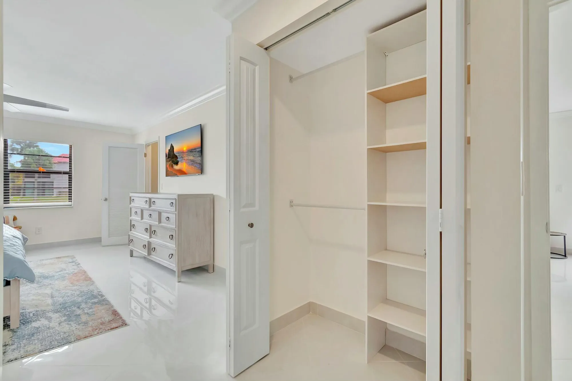 Property Slideshow image 21 of 37 | 7898 eastlake dr apt 7g, Boca Raton, FL, 33433