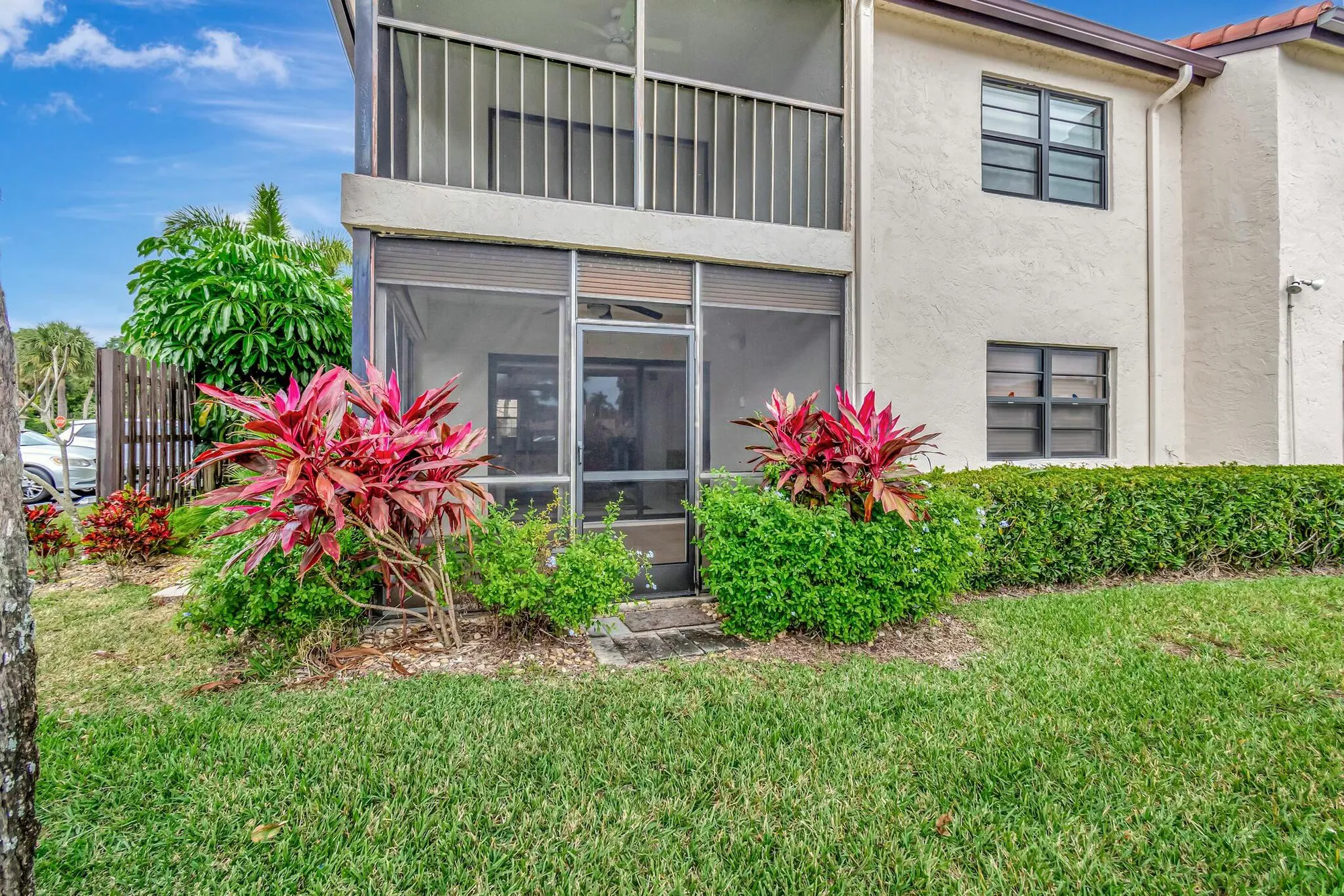 Property Slideshow image 32 of 37 | 7898 eastlake dr apt 7g, Boca Raton, FL, 33433