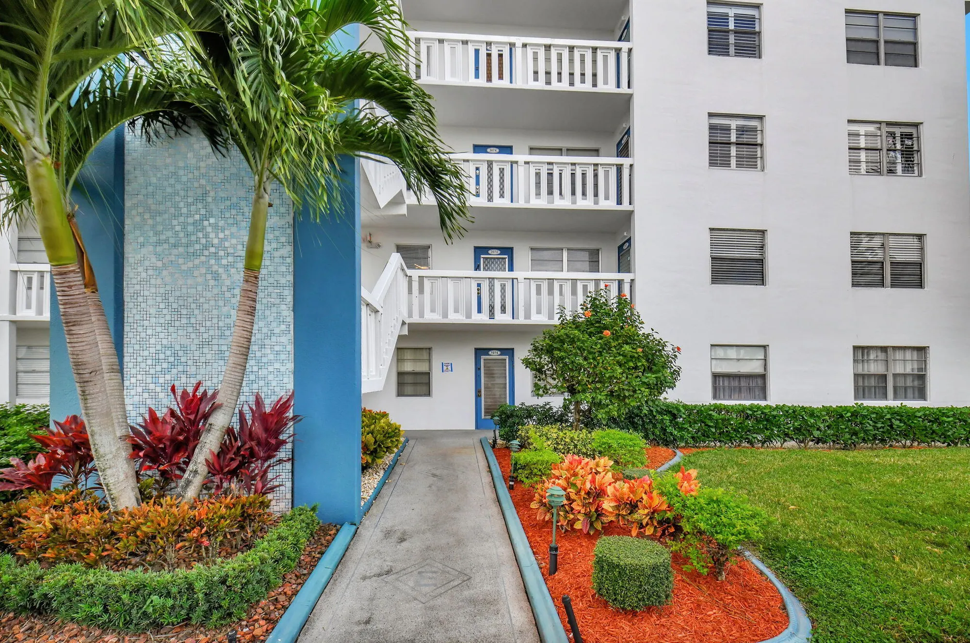 Property Slideshow image 2 of 66 | 2074 exeter e unit e2074, Boca Raton, FL, 33434