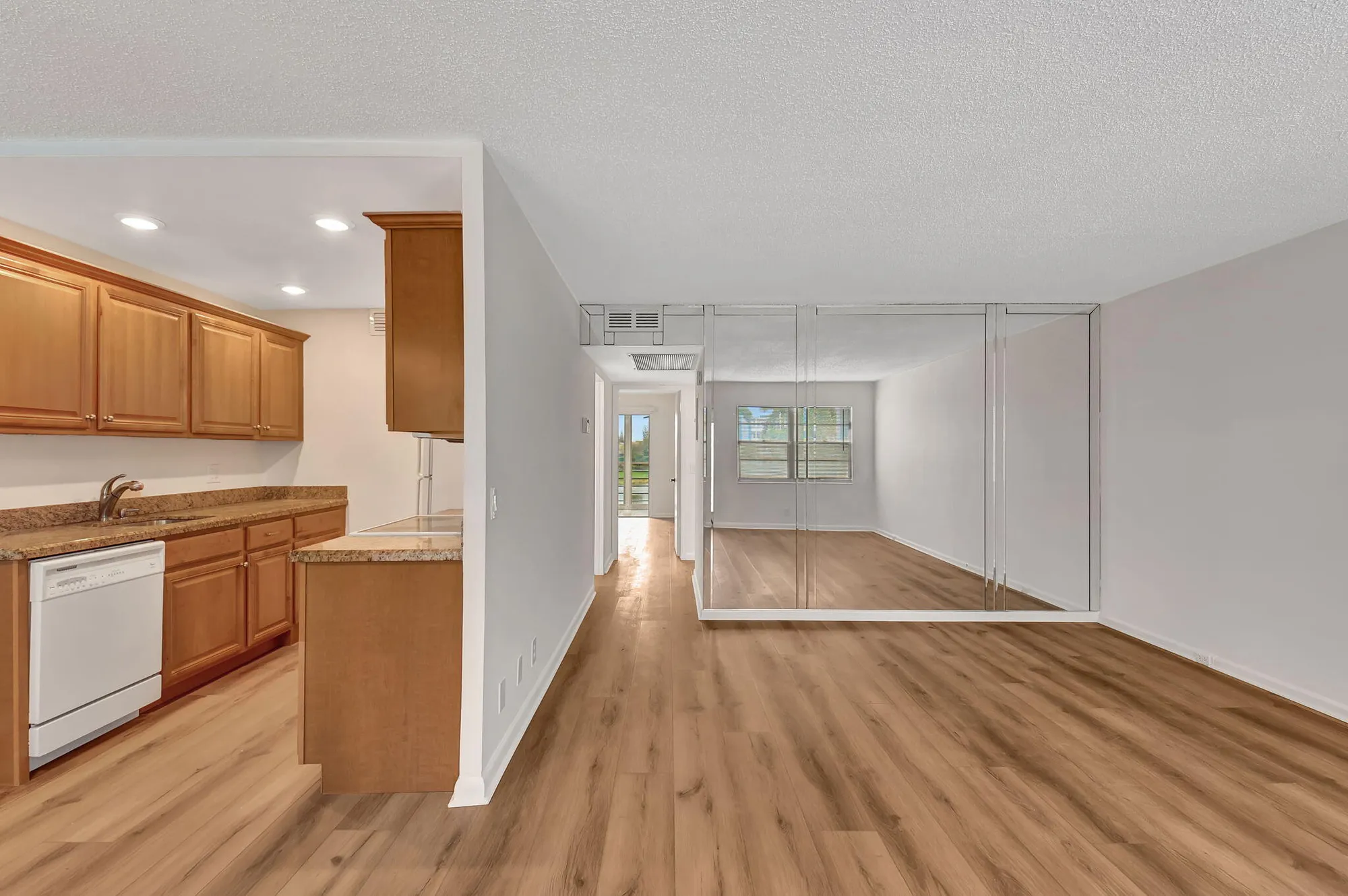 Property Slideshow image 5 of 66 | 2074 exeter e unit e2074, Boca Raton, FL, 33434