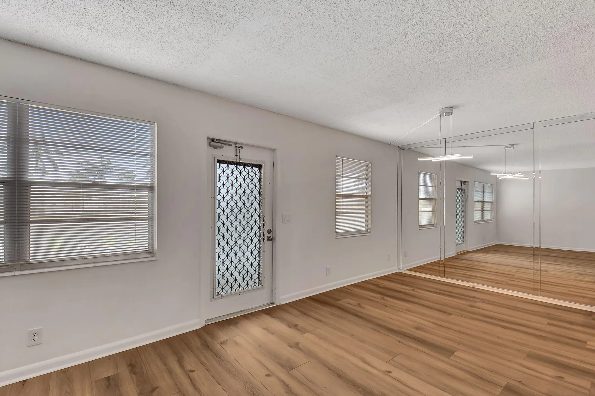 Property Slideshow image 4 of 66 | 2074 exeter e unit e2074, Boca Raton, FL, 33434