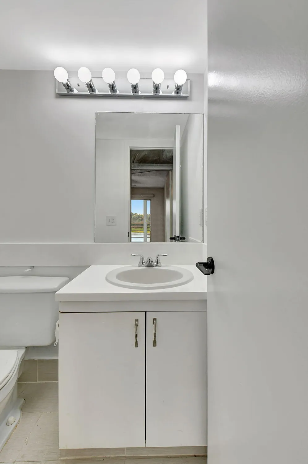 Property Slideshow image 21 of 66 | 2074 exeter e unit e2074, Boca Raton, FL, 33434
