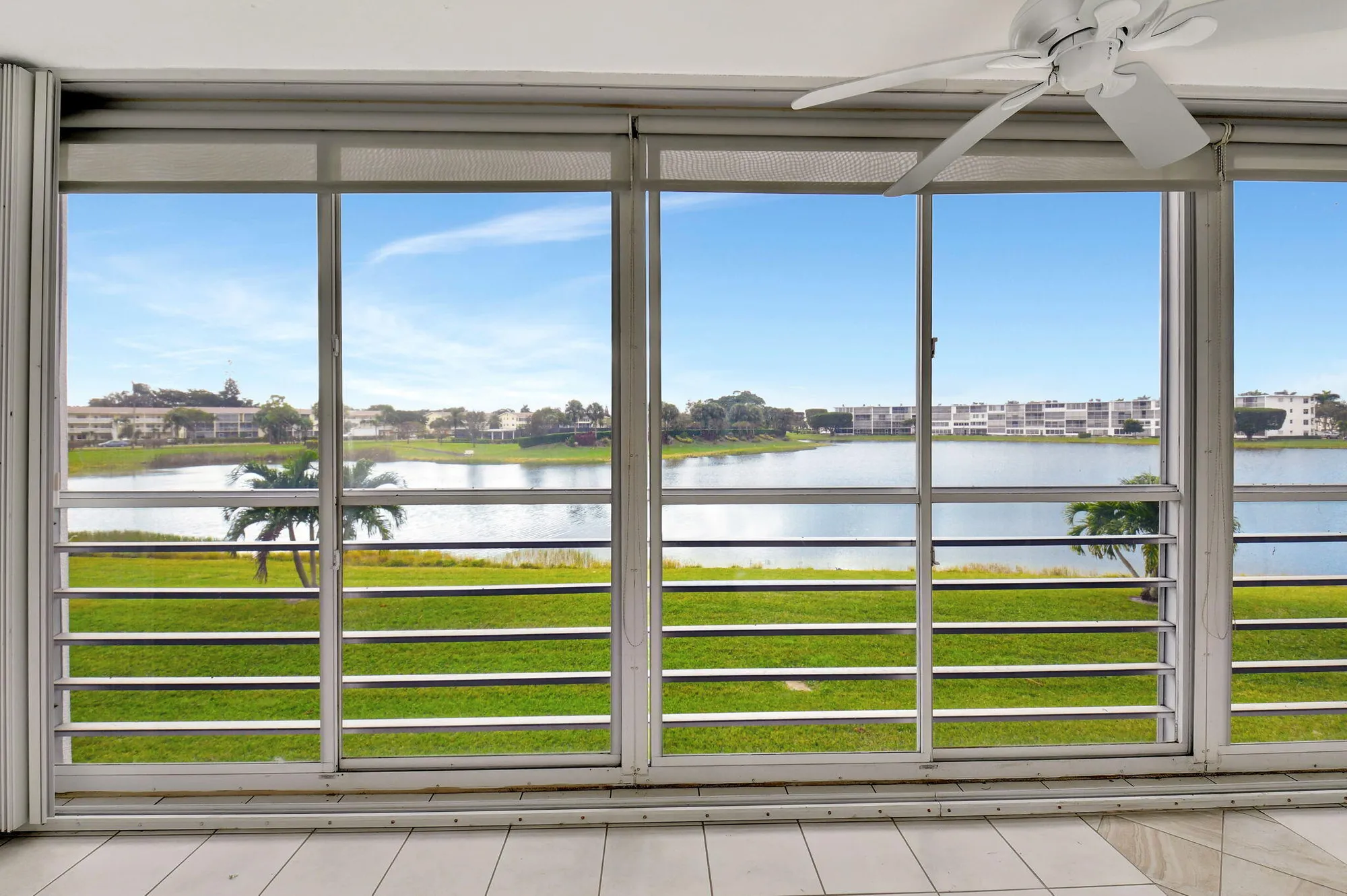 Property Slideshow image 22 of 66 | 2074 exeter e unit e2074, Boca Raton, FL, 33434