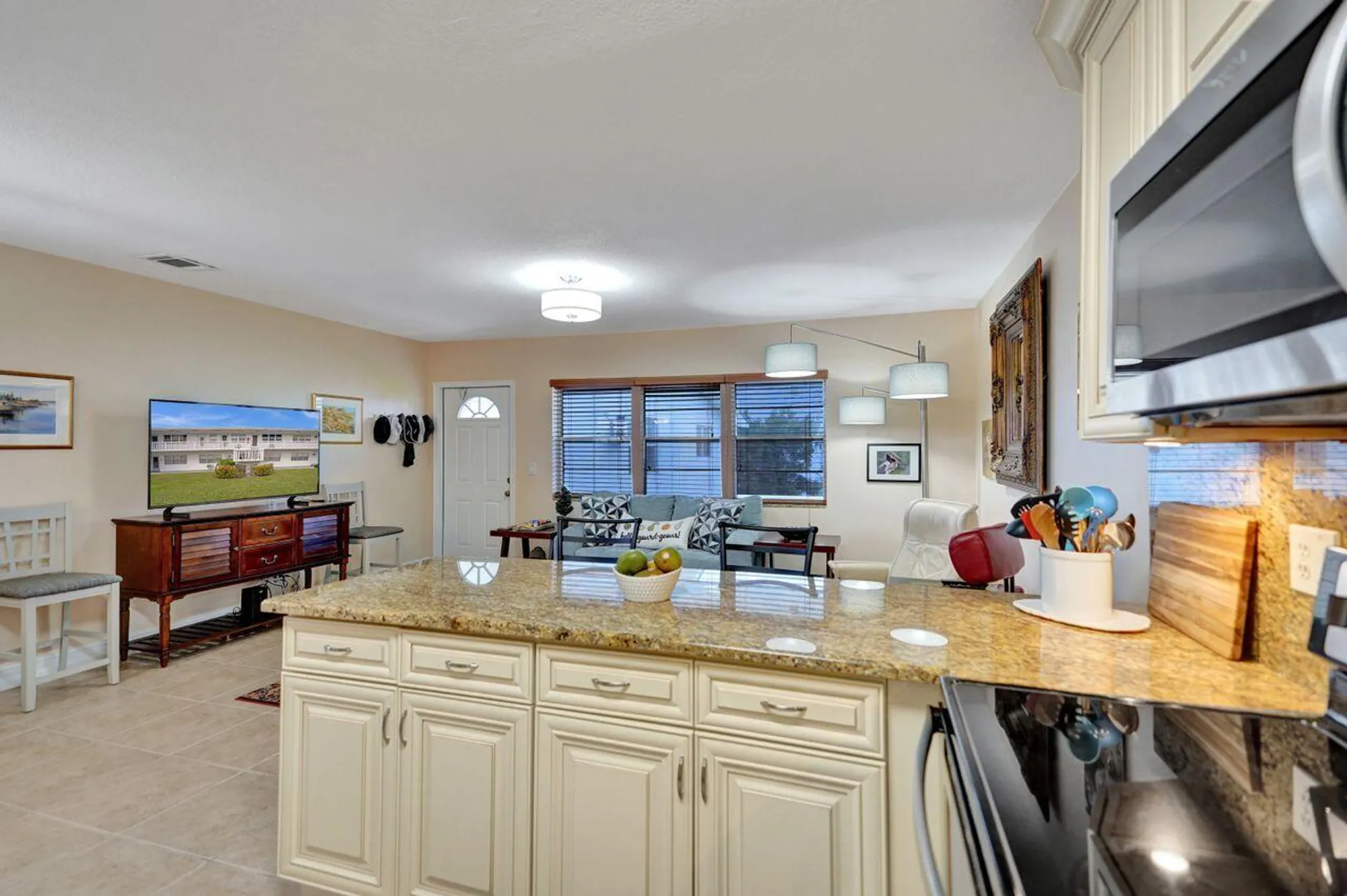 Property Slideshow image 27 of 45 | 116 easthampton e unit e, West Palm Beach, FL, 33417