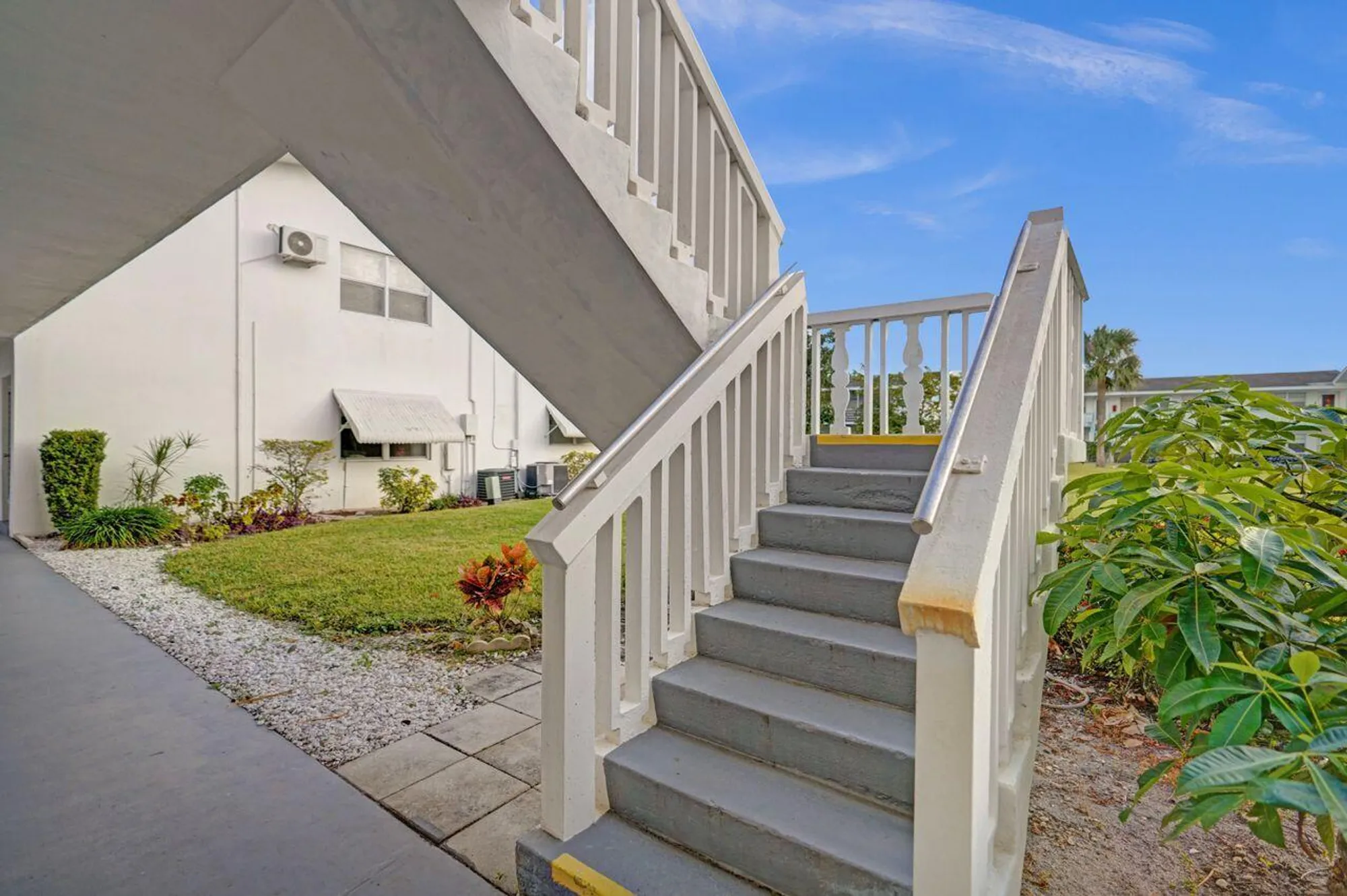 Property Slideshow image 34 of 45 | 116 easthampton e unit e, West Palm Beach, FL, 33417