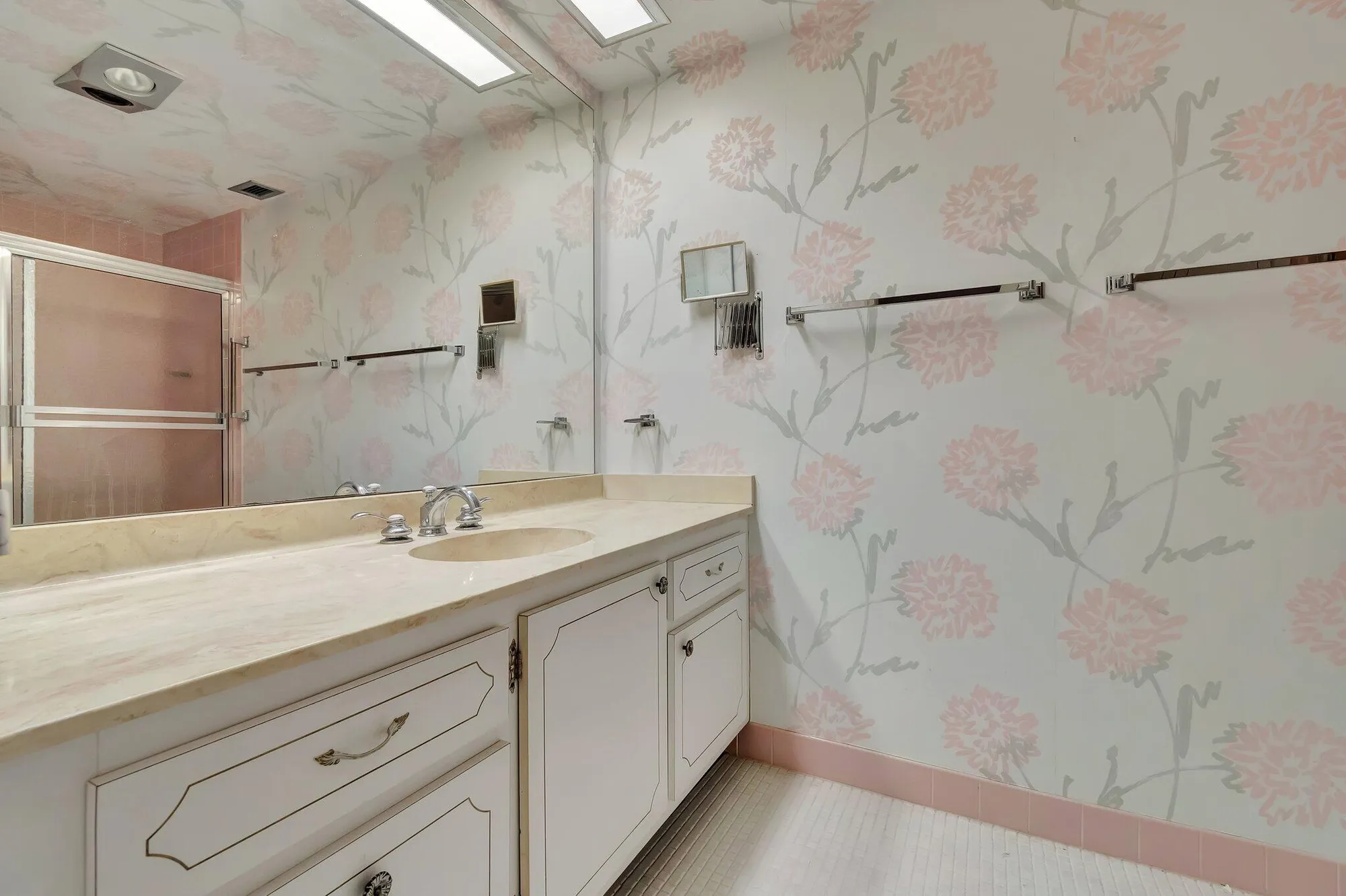Property Slideshow image 32 of 66 | 220 macfarlane dr s-801, Delray Beach, FL, 33483