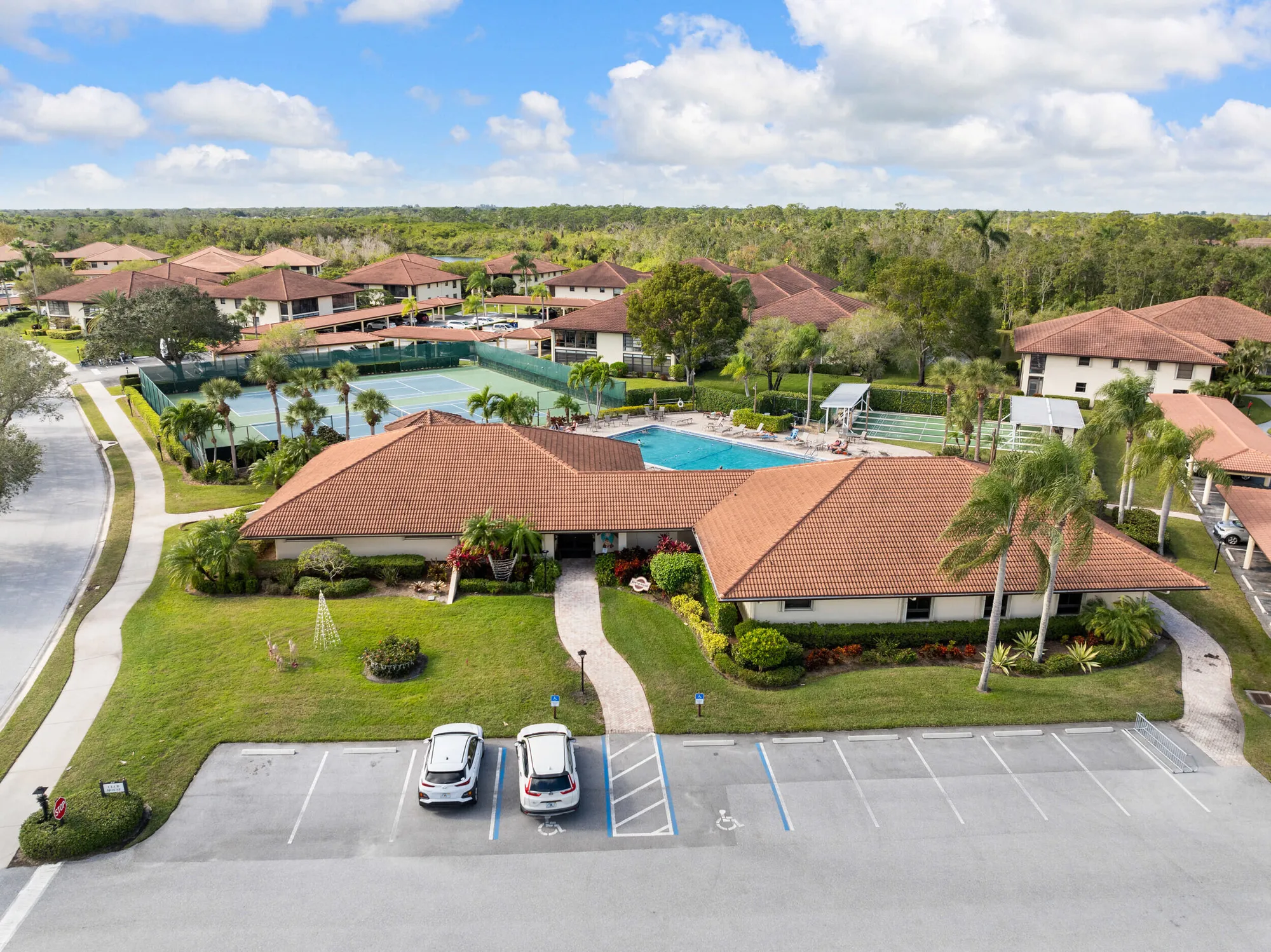 Property Slideshow image 24 of 54 | 151 sw south river dr 203, Stuart, FL, 34997