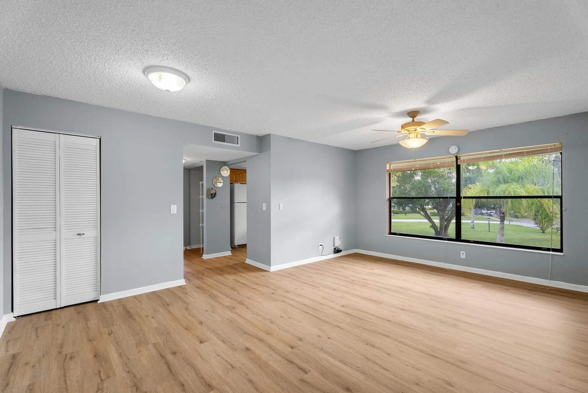 Property Slideshow image 8 of 54 | 151 sw south river dr 203, Stuart, FL, 34997