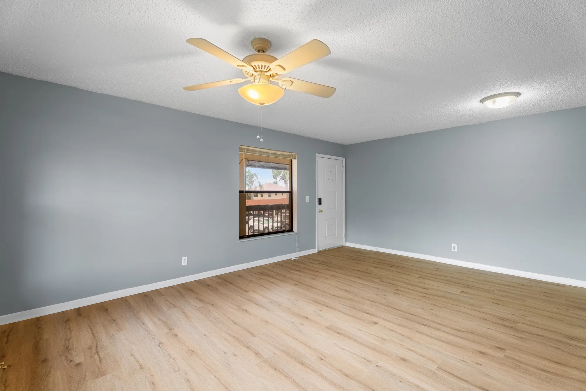 Property Slideshow image 9 of 54 | 151 sw south river dr 203, Stuart, FL, 34997