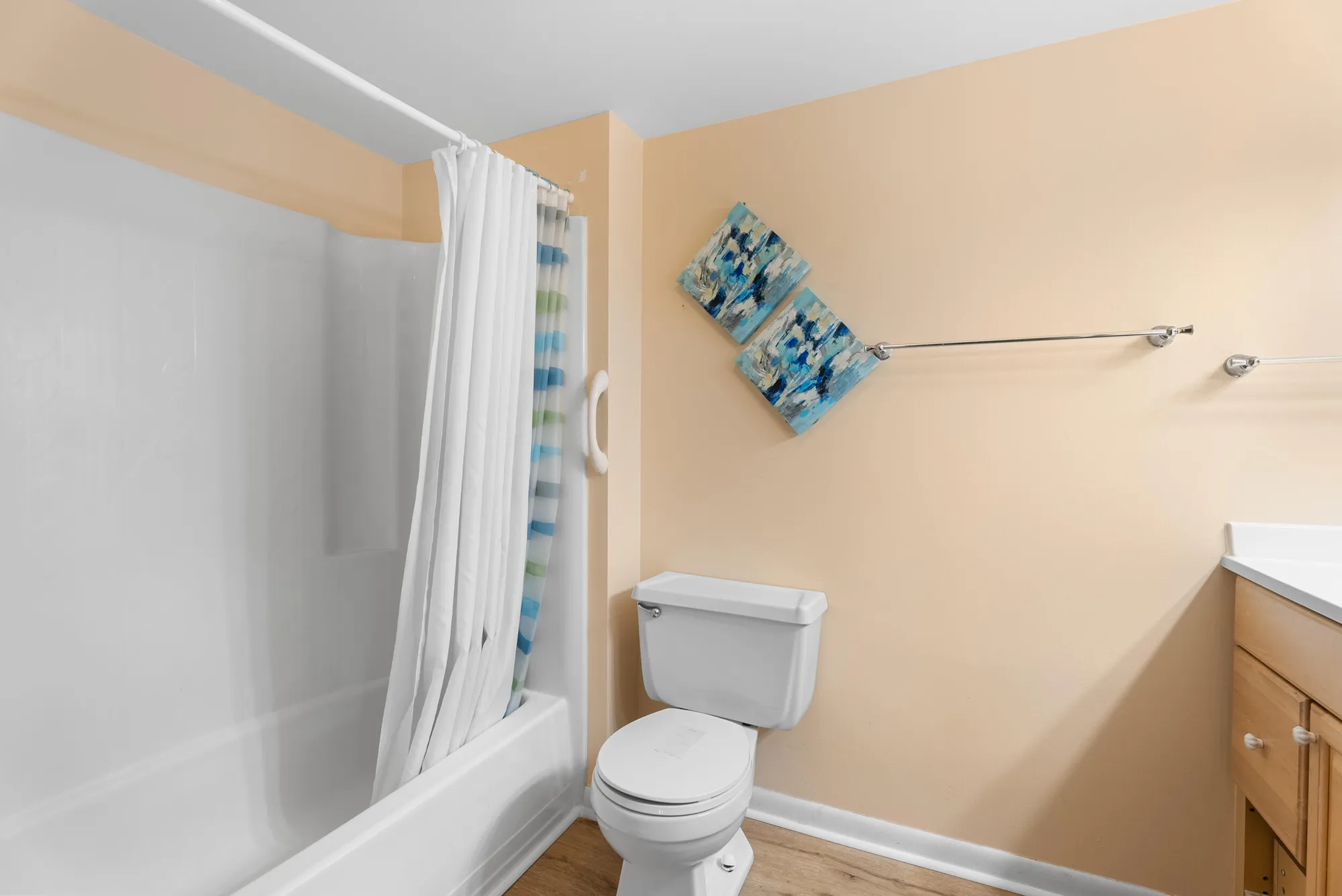 Property Slideshow image 19 of 54 | 151 sw south river dr 203, Stuart, FL, 34997