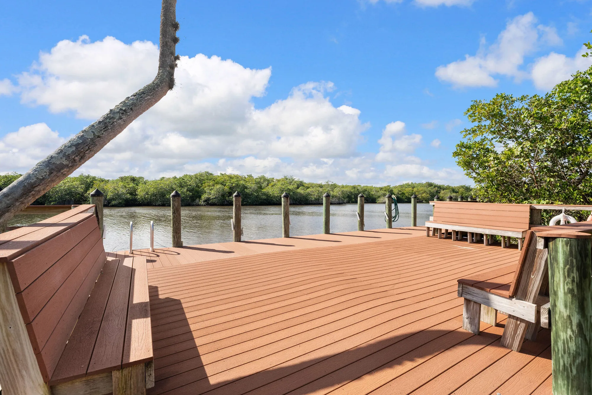 Property Slideshow image 6 of 54 | 151 sw south river dr 203, Stuart, FL, 34997