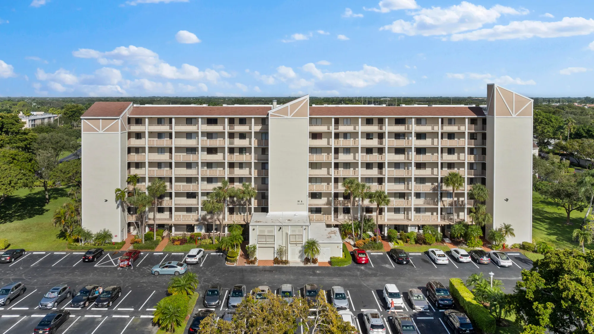 Property Slideshow image 12 of 31 | 14460 strathmore ln apt 406, Delray Beach, FL, 33446