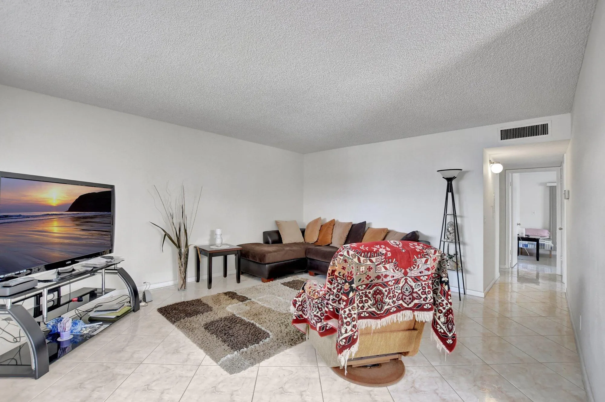 Property Slideshow image 4 of 25 | 78 burgundy b, Delray Beach, FL, 33484