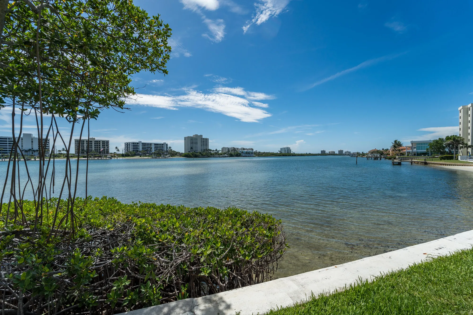 Property Slideshow image 33 of 47 | 100 intracoastal pl 205, Jupiter, FL, 33469