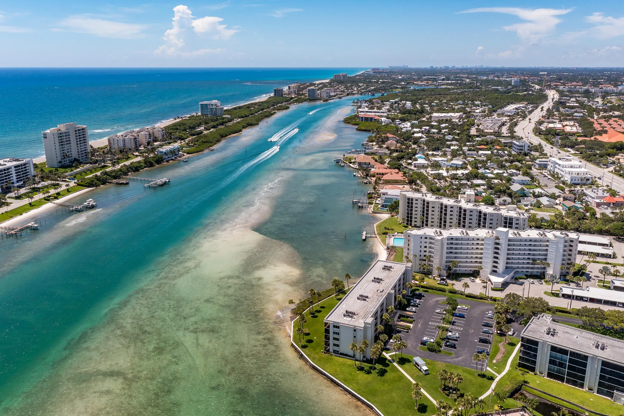 Property Slideshow image 3 of 47 | 100 intracoastal pl 205, Jupiter, FL, 33469