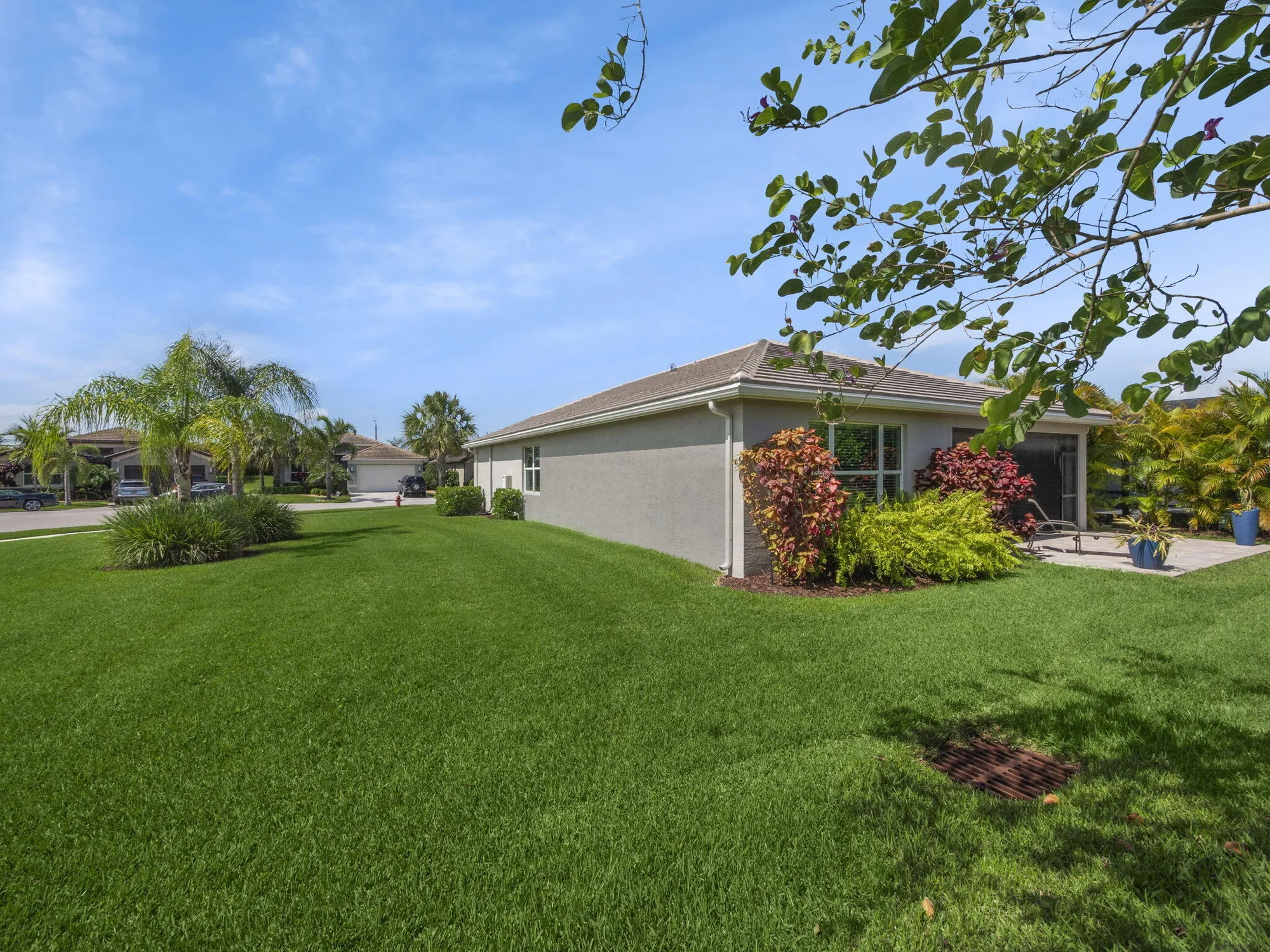 Property Slideshow image 6 of 115 | 12078 sw jasper lake way, Port Saint Lucie, FL, 34987