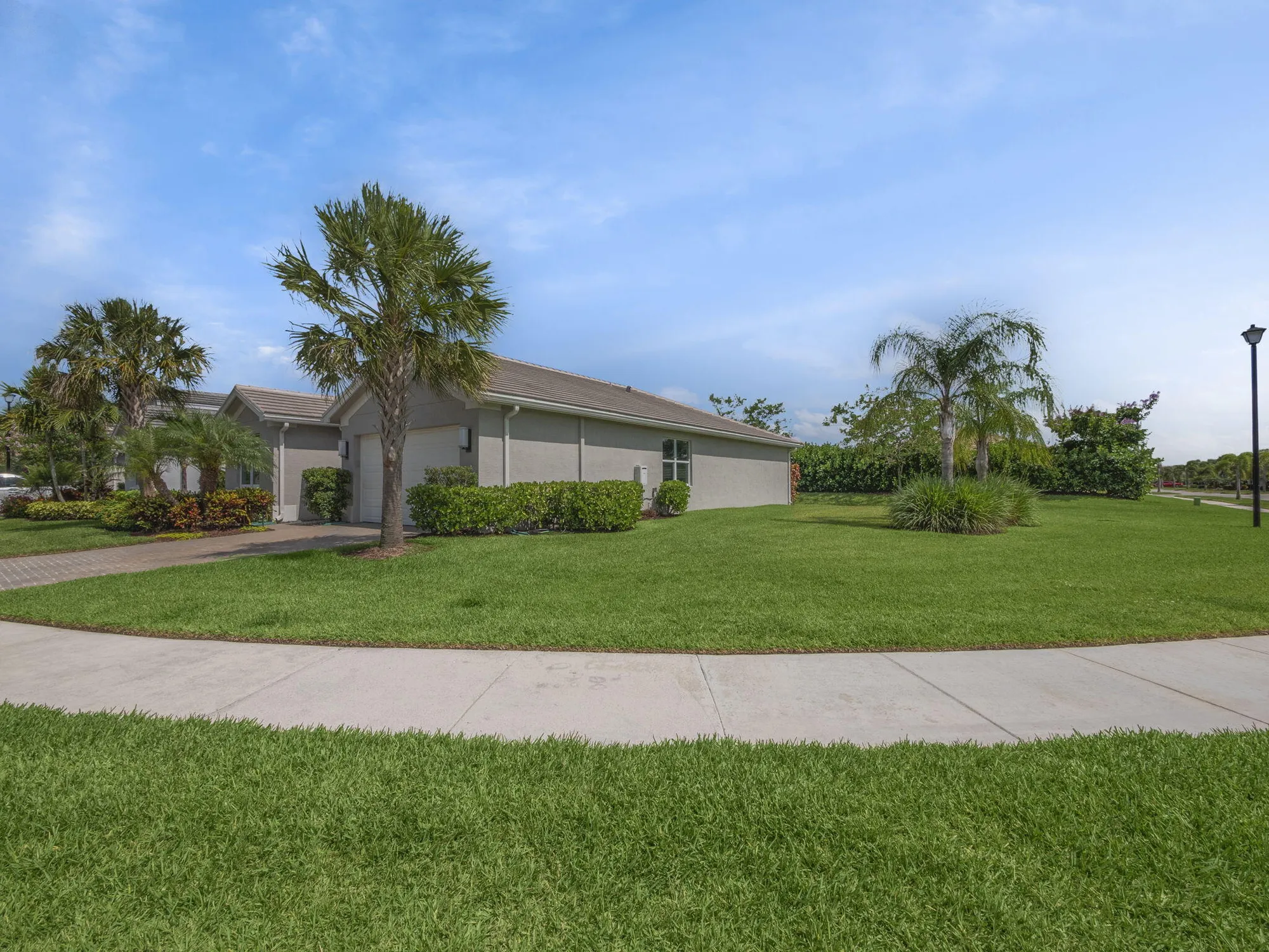 Property Slideshow image 4 of 115 | 12078 sw jasper lake way, Port Saint Lucie, FL, 34987