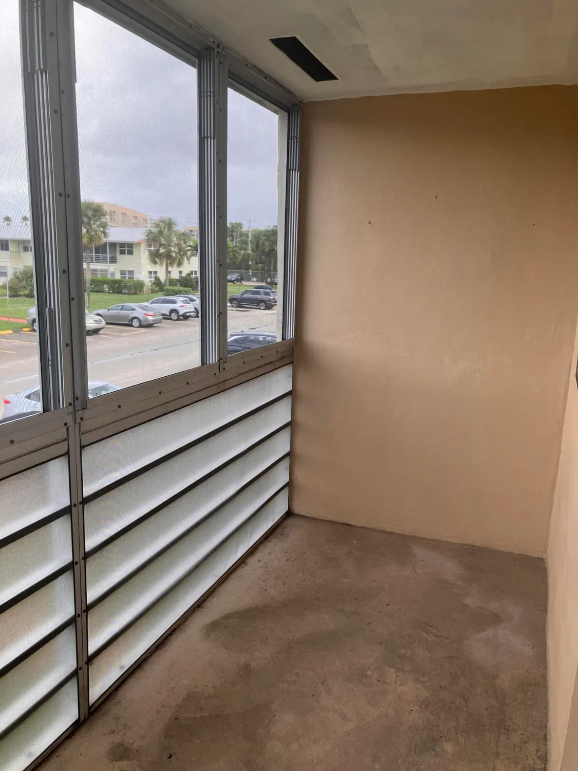 Property Slideshow image 30 of 37 | 185 norwich h, West Palm Beach, FL, 33417