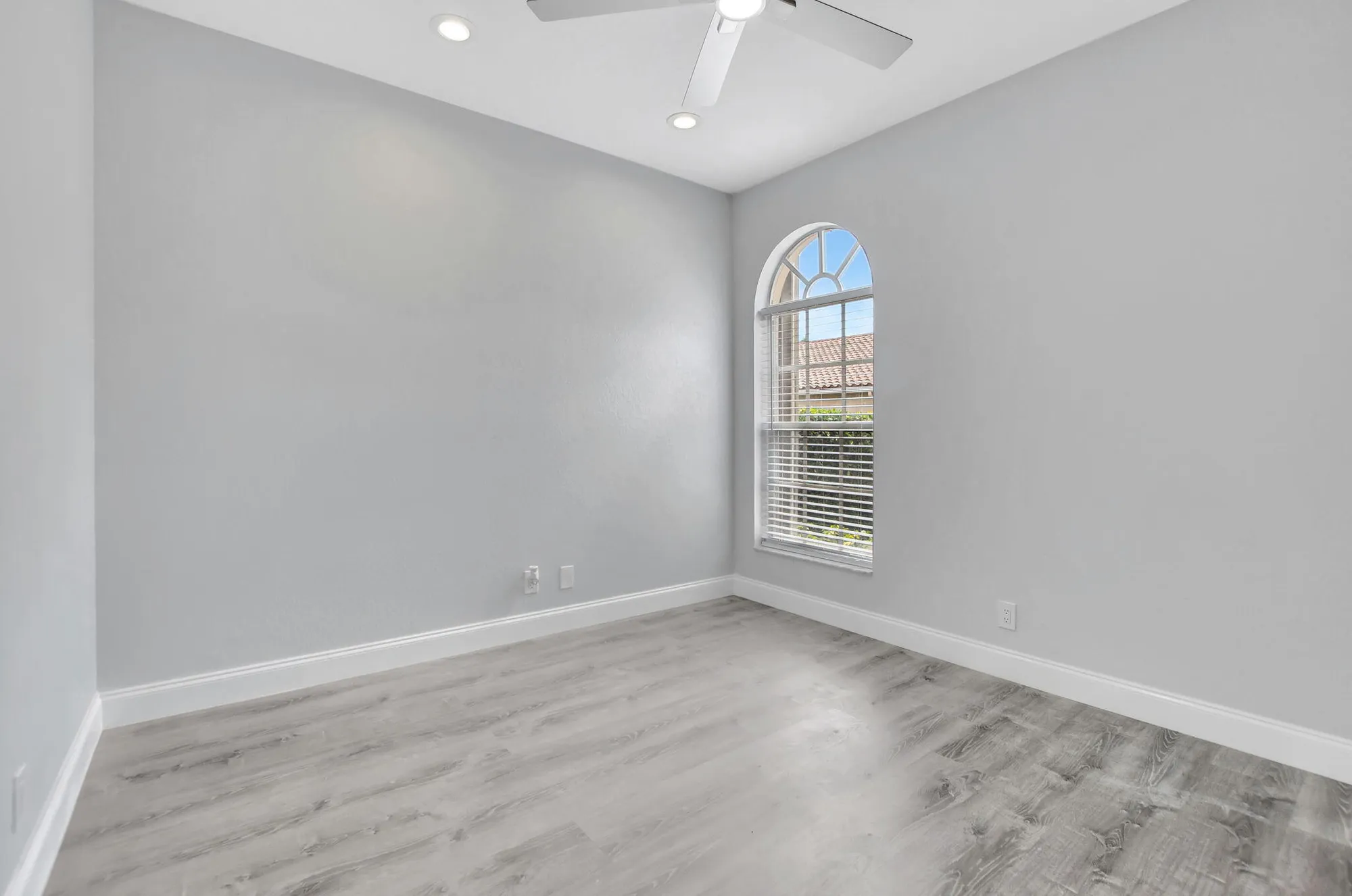 Property Slideshow image 36 of 56 | 6615 via roma, Delray Beach, FL, 33446