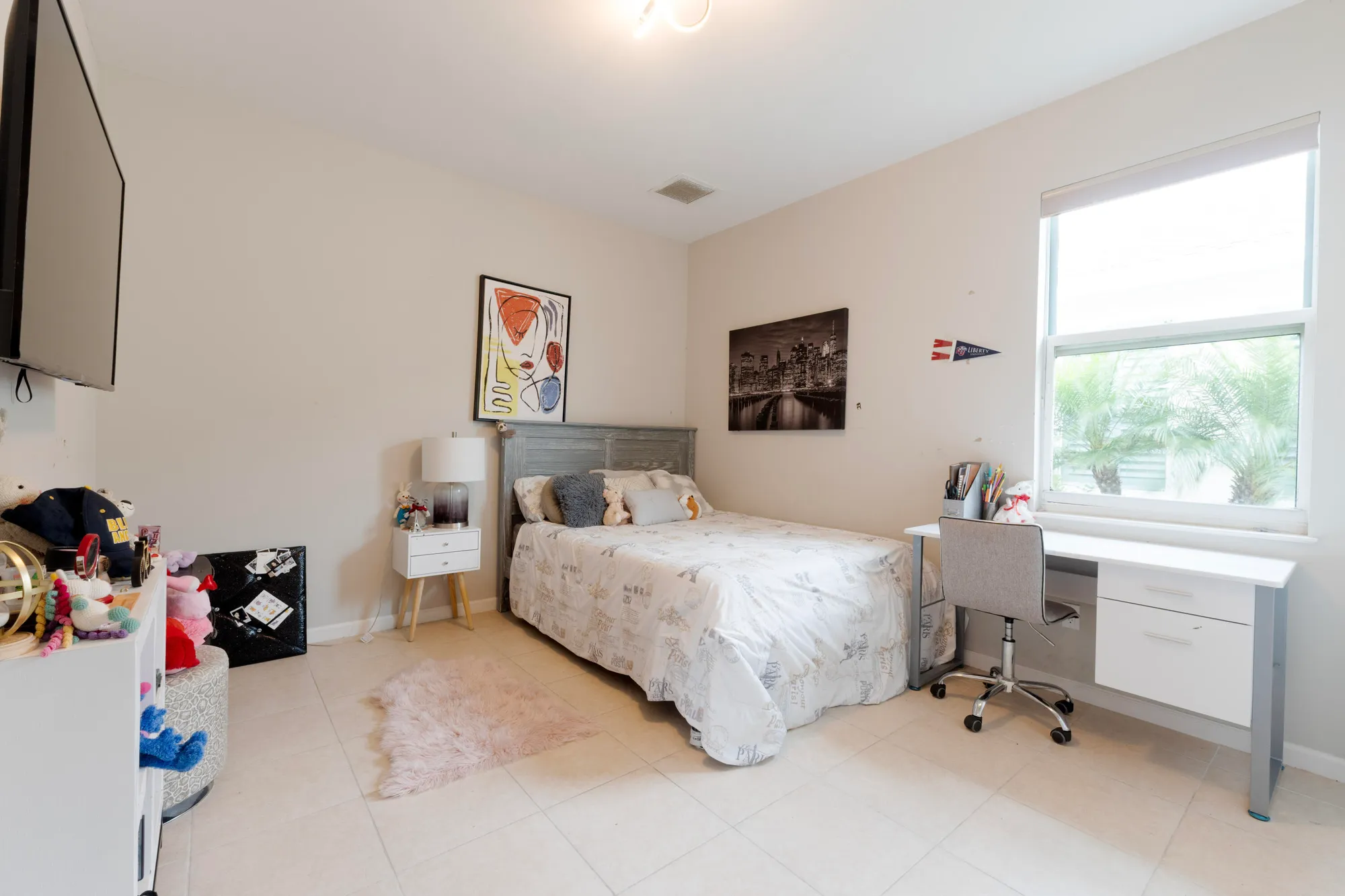 Property Slideshow image 19 of 34 | 2172 falls mnr, Vero Beach, FL, 32967