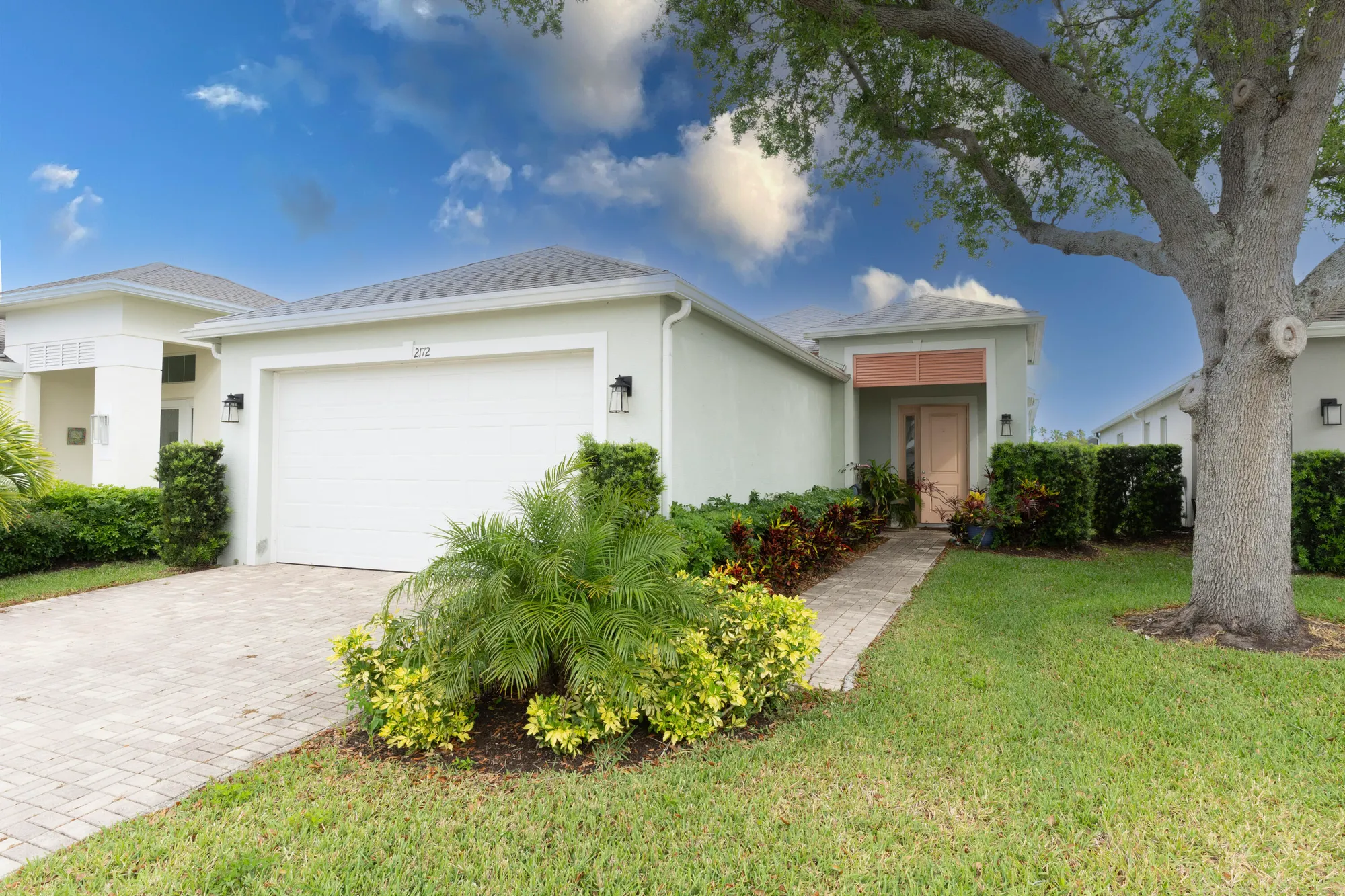 Property Slideshow image 1 of 34 | 2172 falls mnr, Vero Beach, FL, 32967