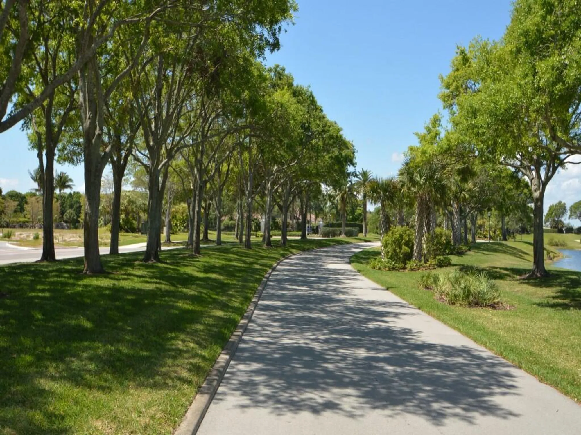 Property Slideshow image 30 of 34 | 2172 falls mnr, Vero Beach, FL, 32967