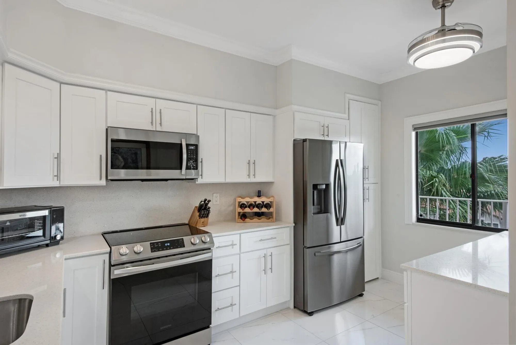 Property Slideshow image 9 of 32 | 6241 pointe regal cir apt 403, Delray Beach, FL, 33484