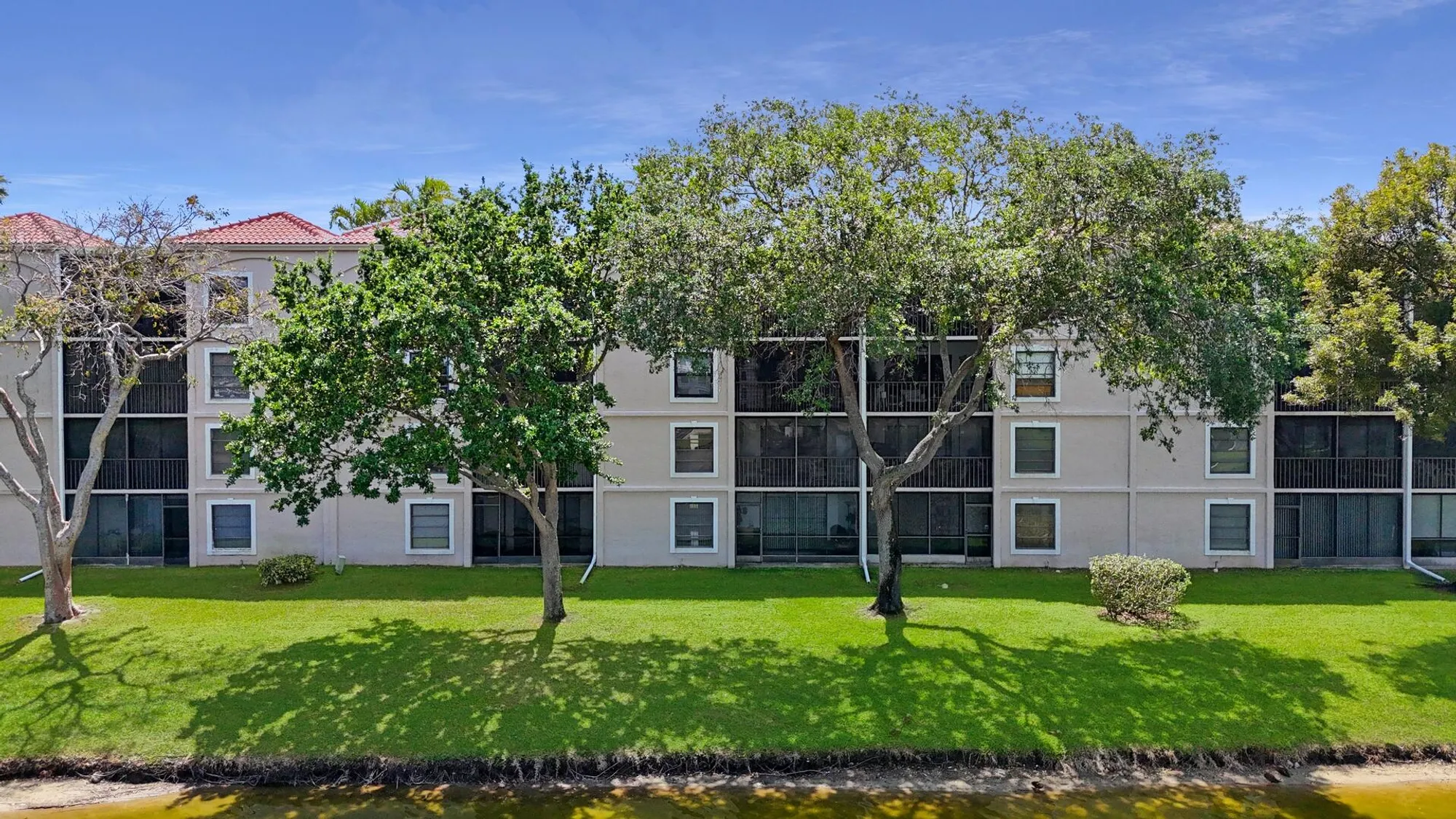 Property Slideshow image 25 of 32 | 6241 pointe regal cir apt 403, Delray Beach, FL, 33484