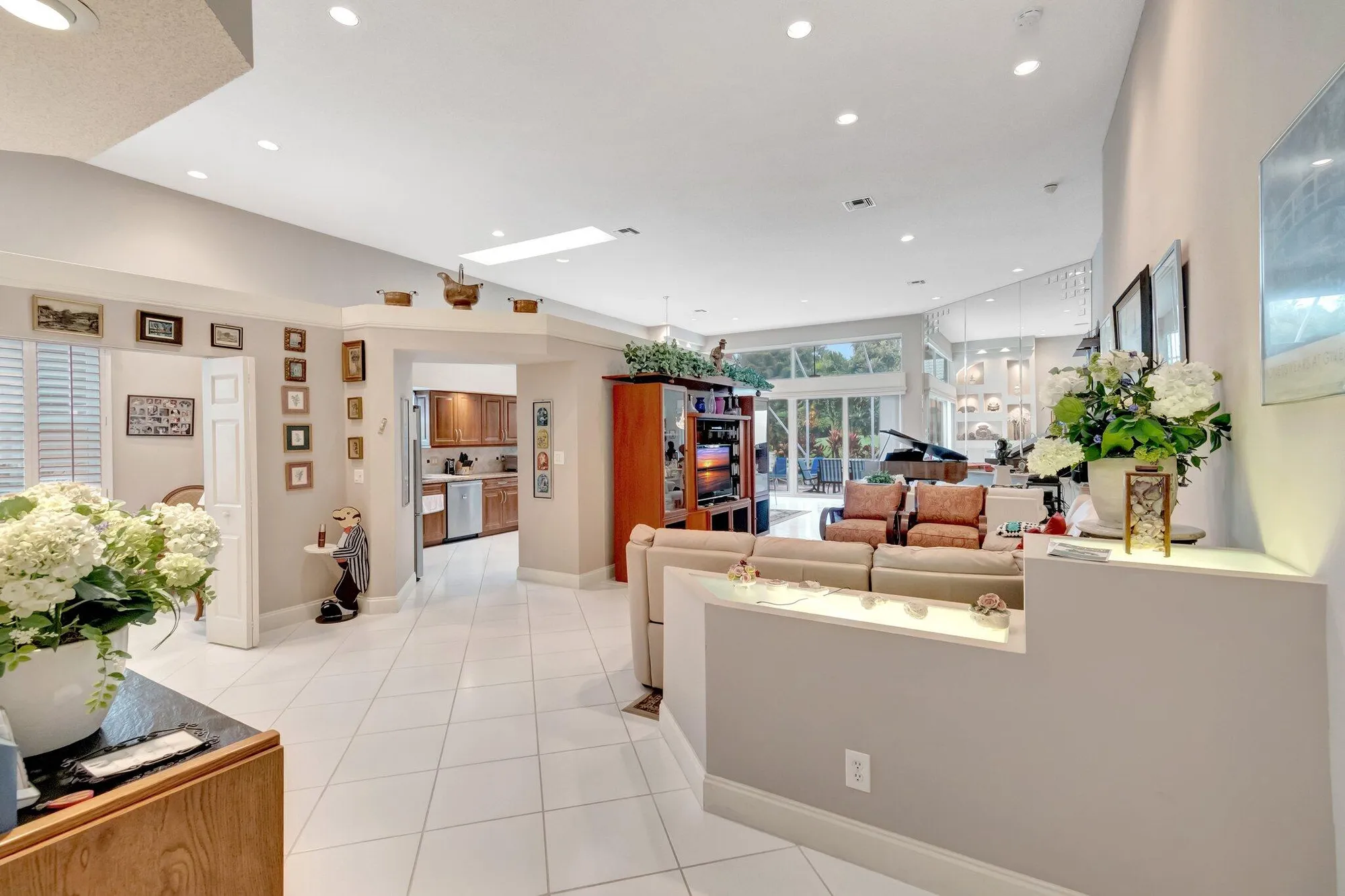 Property Slideshow image 4 of 47 | 6429 three lakes ln, Boynton Beach, FL, 33437