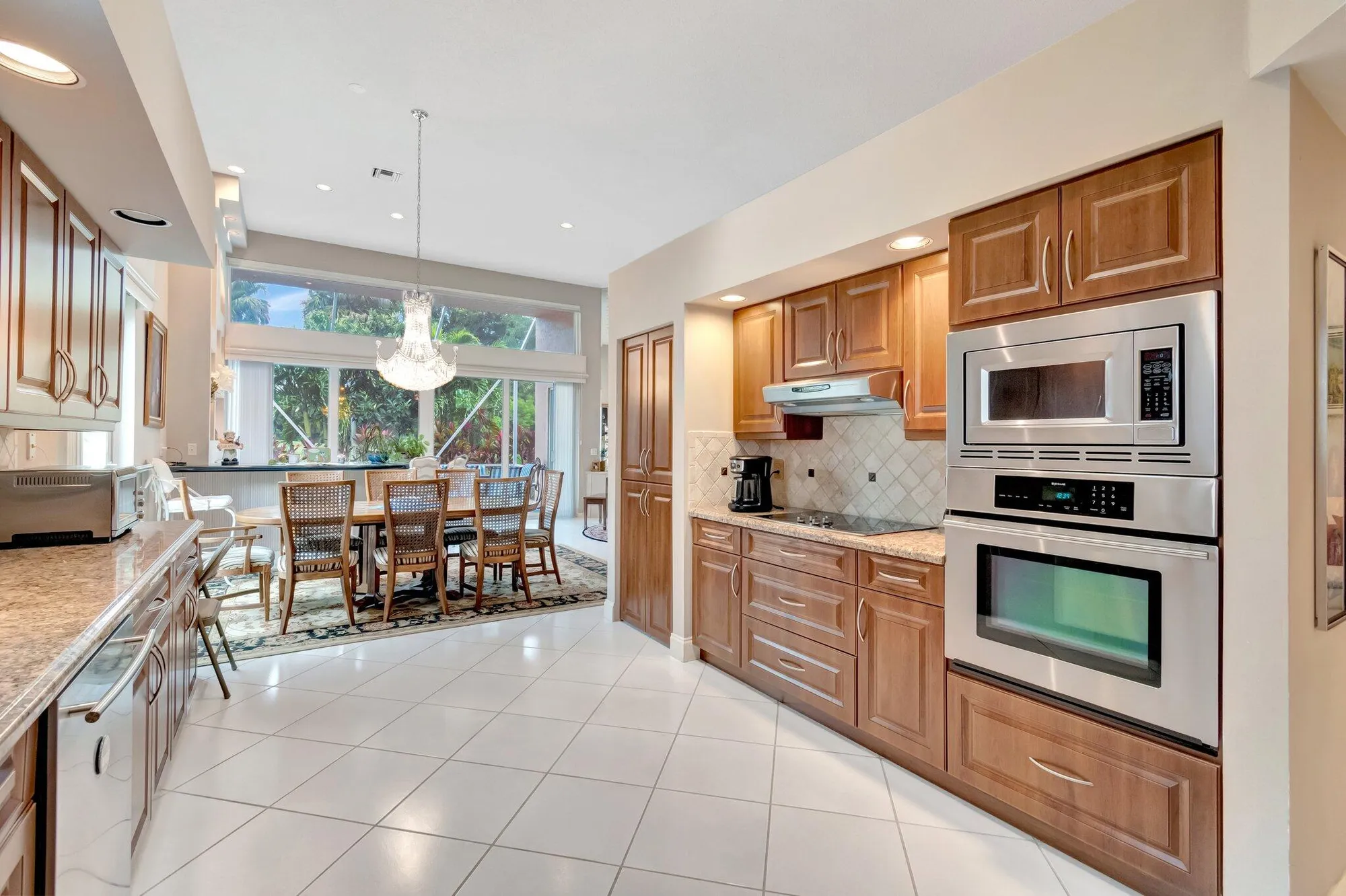 Property Slideshow image 18 of 47 | 6429 three lakes ln, Boynton Beach, FL, 33437