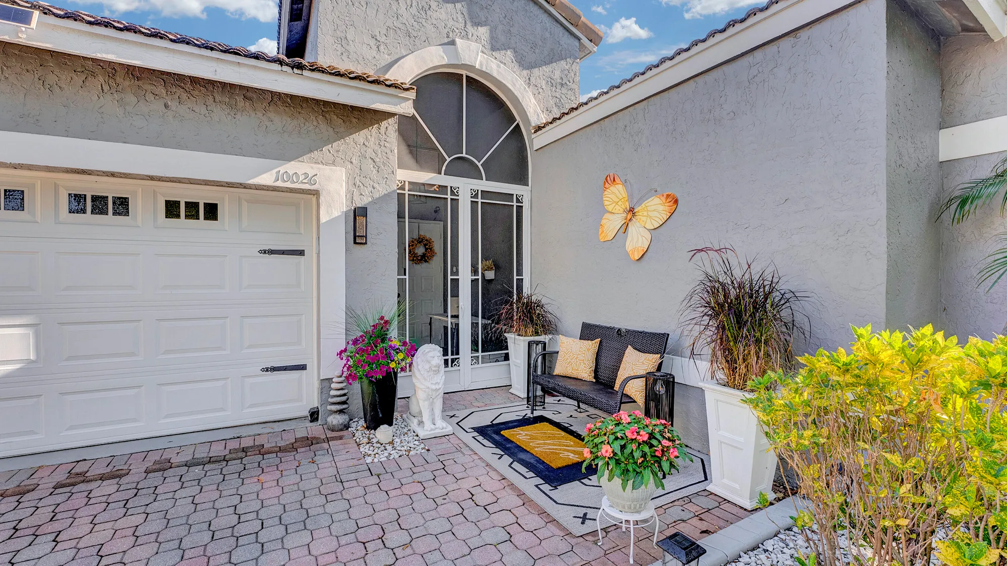 Property Slideshow image 2 of 39 | 10026 diamond lake dr, Boynton Beach, FL, 33437