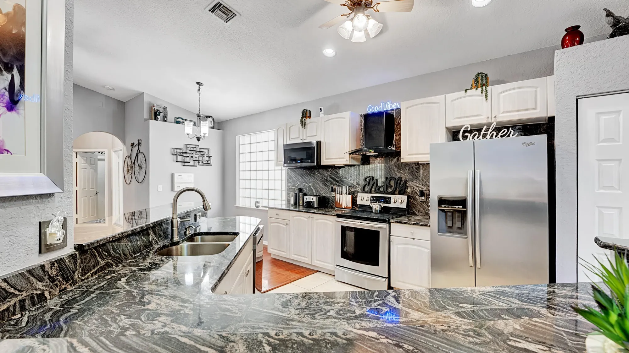Property Slideshow image 15 of 39 | 10026 diamond lake dr, Boynton Beach, FL, 33437
