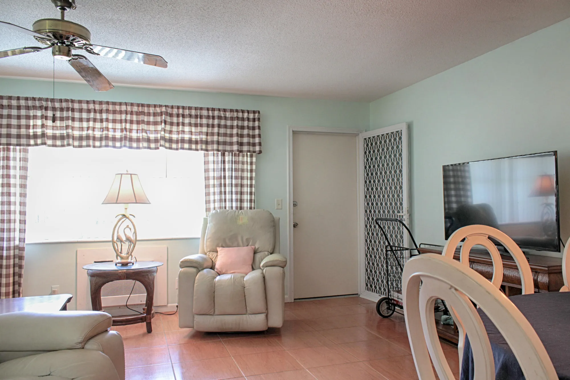 Property Slideshow image 13 of 34 | 880 horizons 102, Boynton Beach, FL, 33435