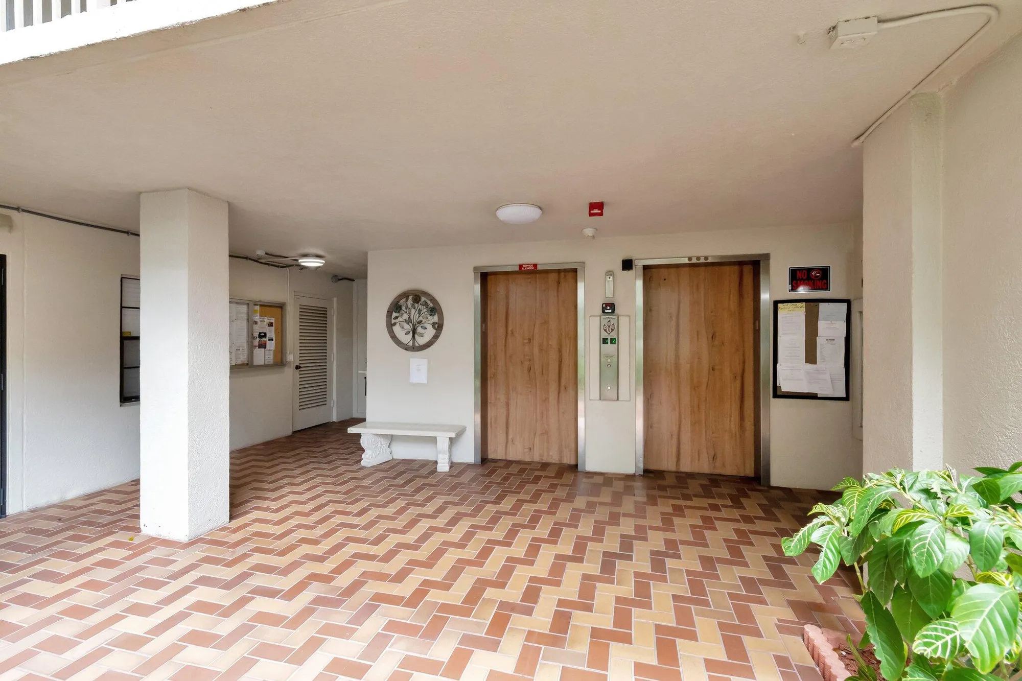 Property Slideshow image 43 of 77 | 14425 strathmore ln apt 304, Delray Beach, FL, 33446