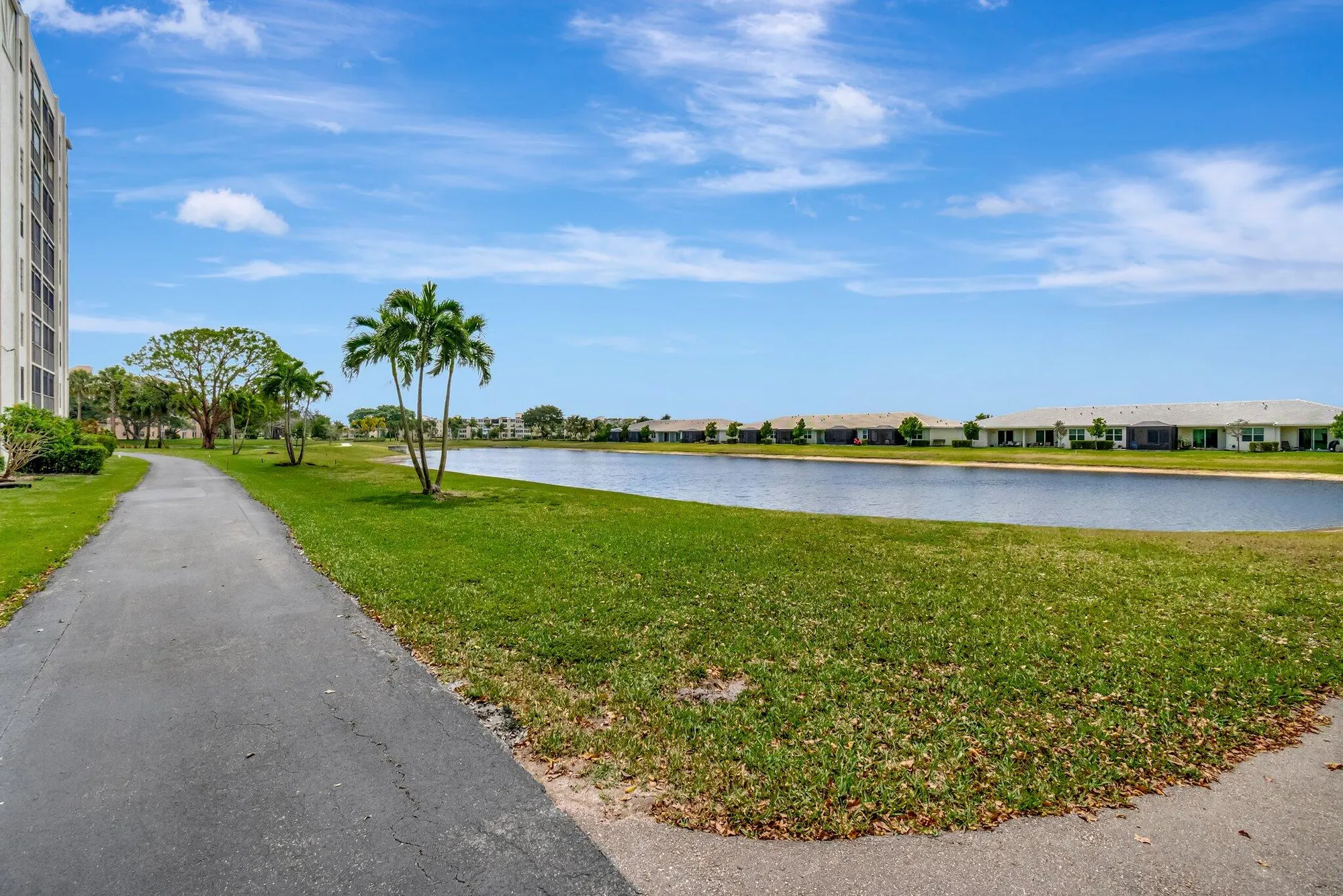 Property Slideshow image 47 of 77 | 14425 strathmore ln apt 304, Delray Beach, FL, 33446