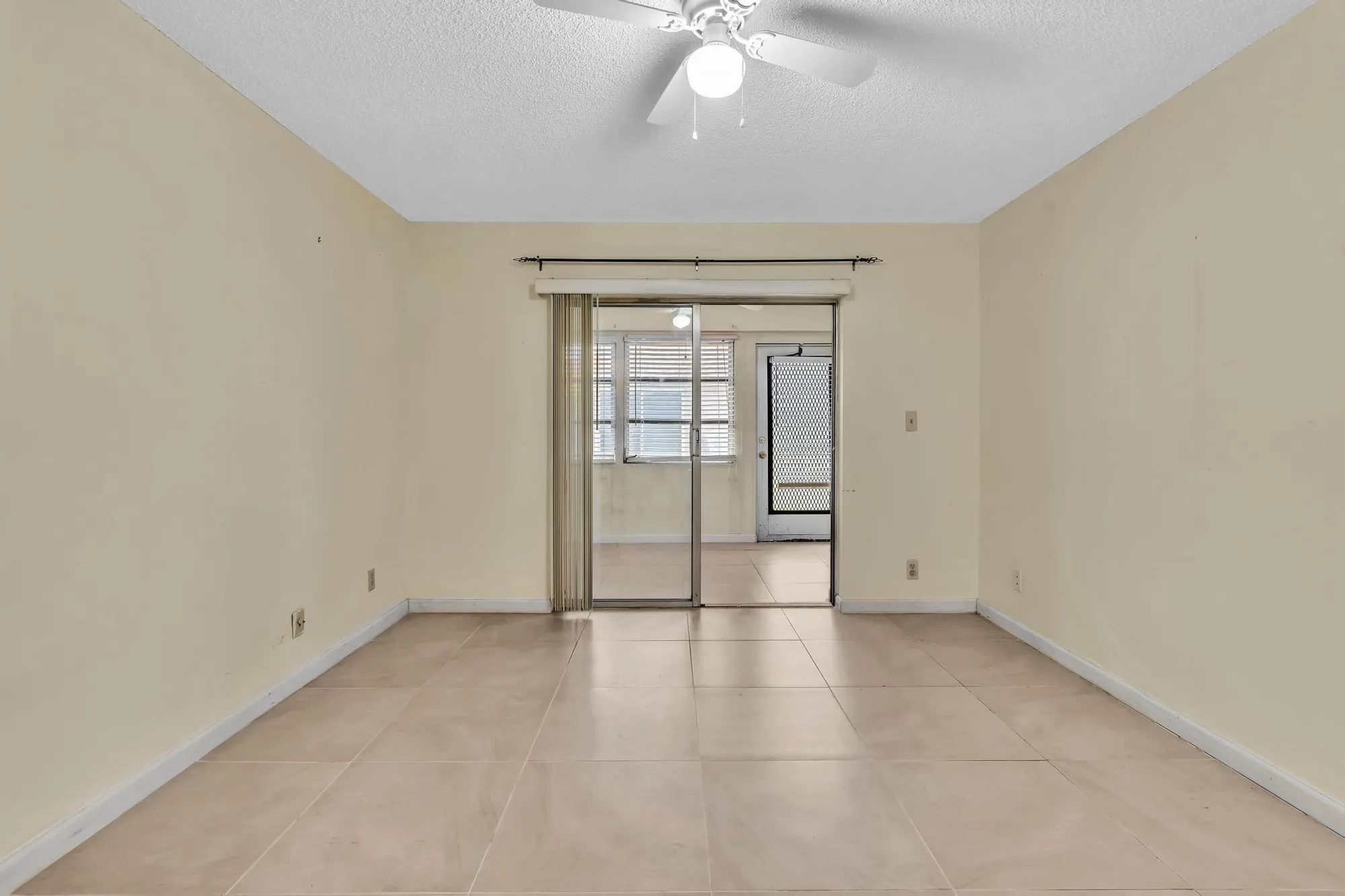 Property Slideshow image 17 of 24 | 8736 tyrone ter d, Boca Raton, FL, 33496