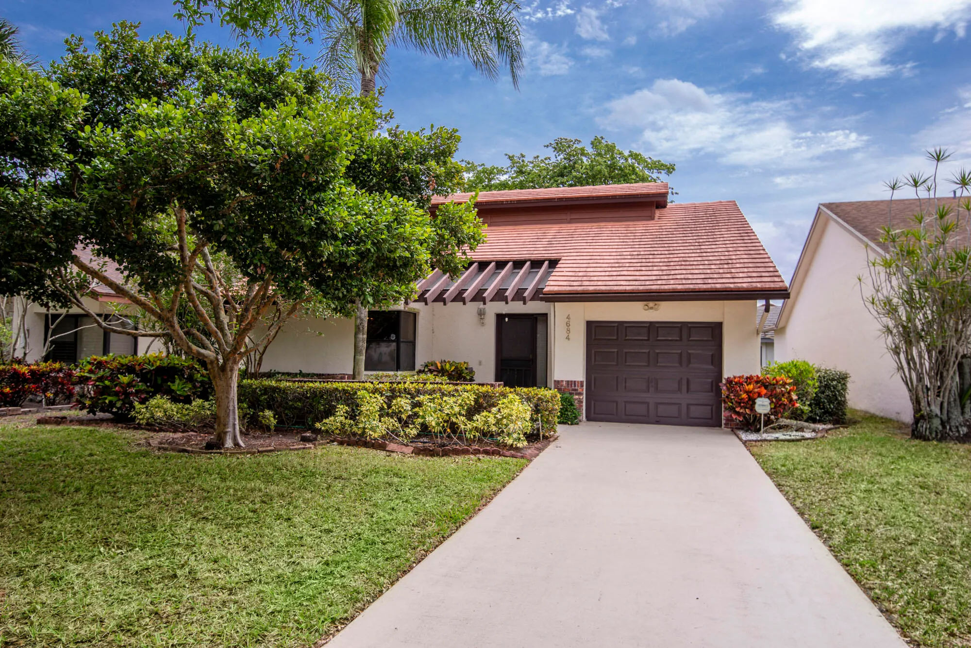 Property Slideshow image 1 of 19 | 4684 daylily ct, Boynton Beach, FL, 33436